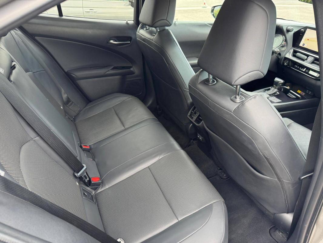 Lexus Ux 250h 2WD Luxe
