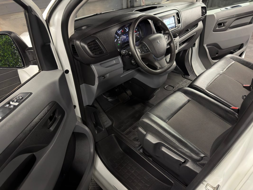 Peugeot Expert III 2.0 BLUEHDI 120 S&S L1H1 ASPHALT EAT8 ECRAN TACTILE / BOITE AUTO - Garantie 1 an