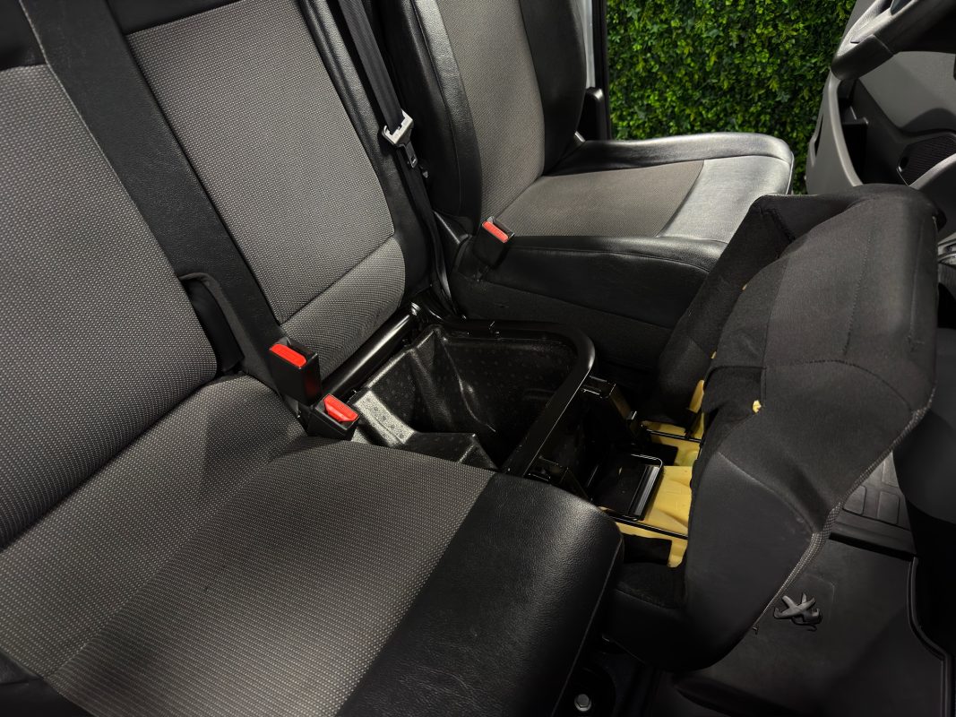 Peugeot Expert III 2.0 BLUEHDI 120 S&S L1H1 ASPHALT EAT8 ECRAN TACTILE / BOITE AUTO - Garantie 1 an