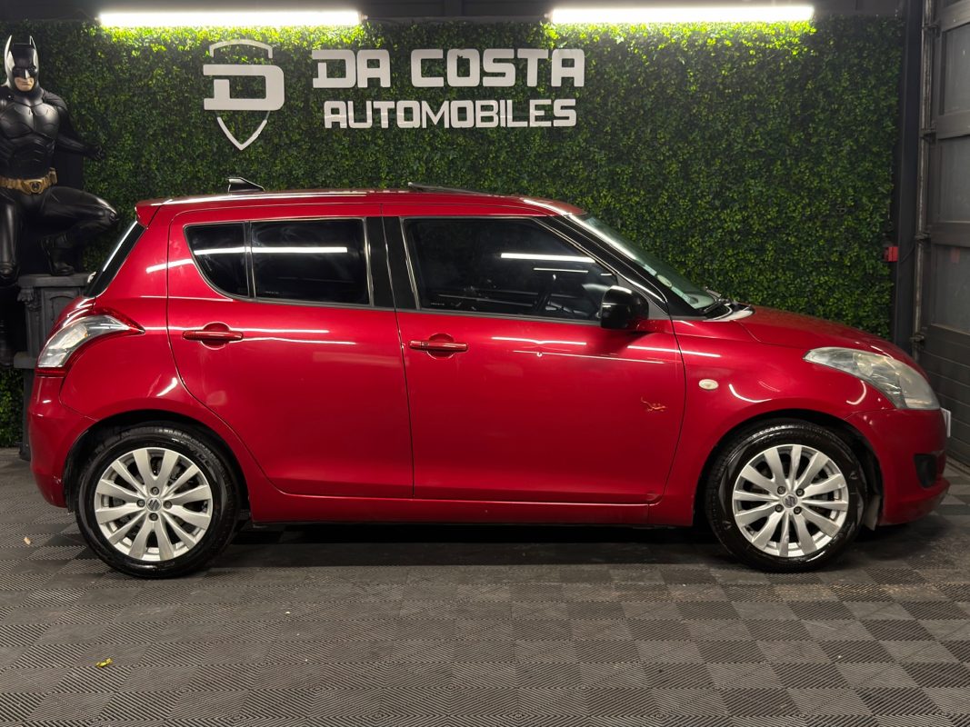 Suzuki Swift 3 III 1.3 DDIS 75 Cv 5 PORTES / TOIT OUVRANT - PAIEMENT EN 4 FOIS PAR CB POSSIBLE