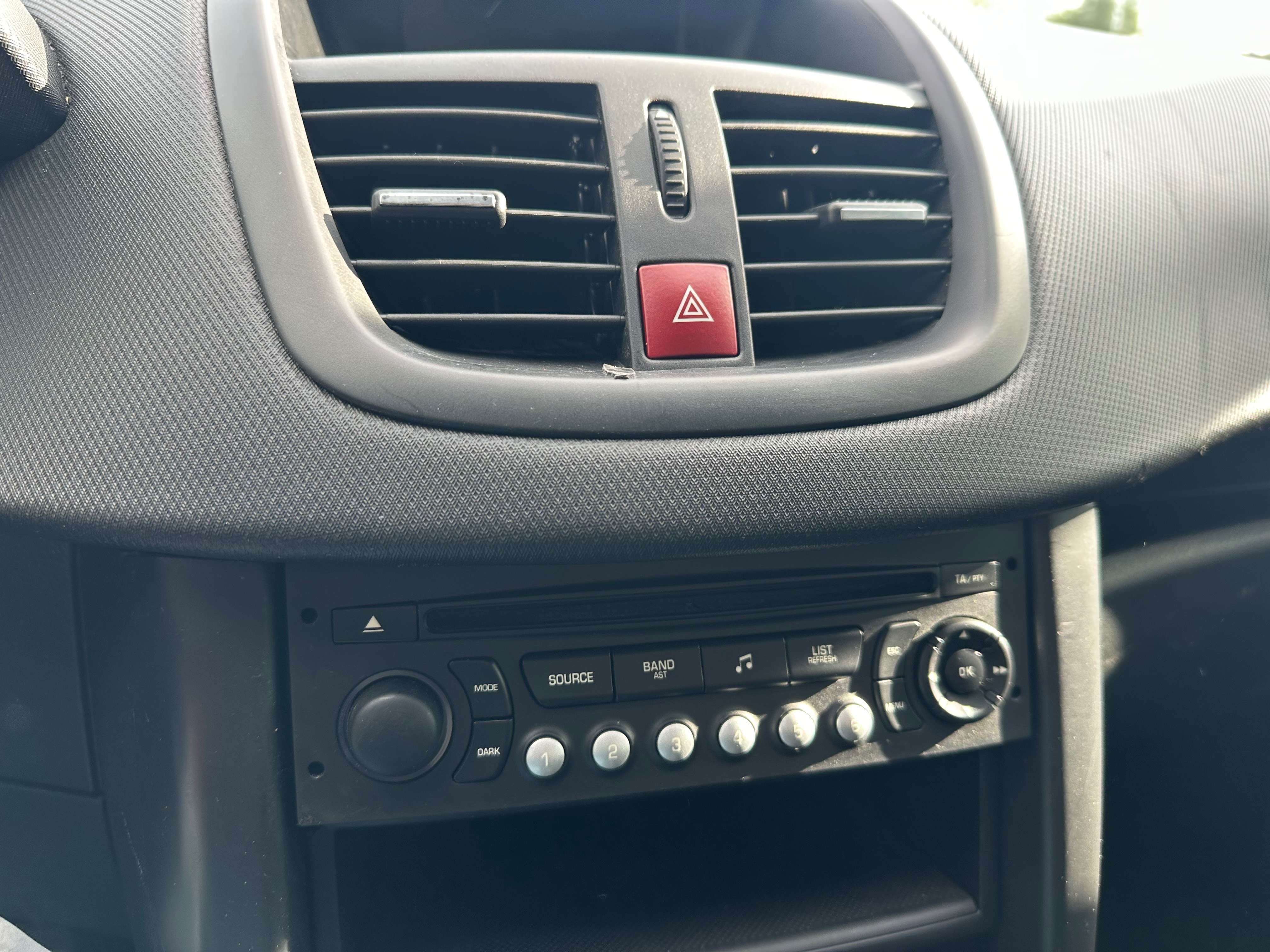 Peugeot 207 1.4i Trendy Break SW 1 er Prop 59000km !!!!