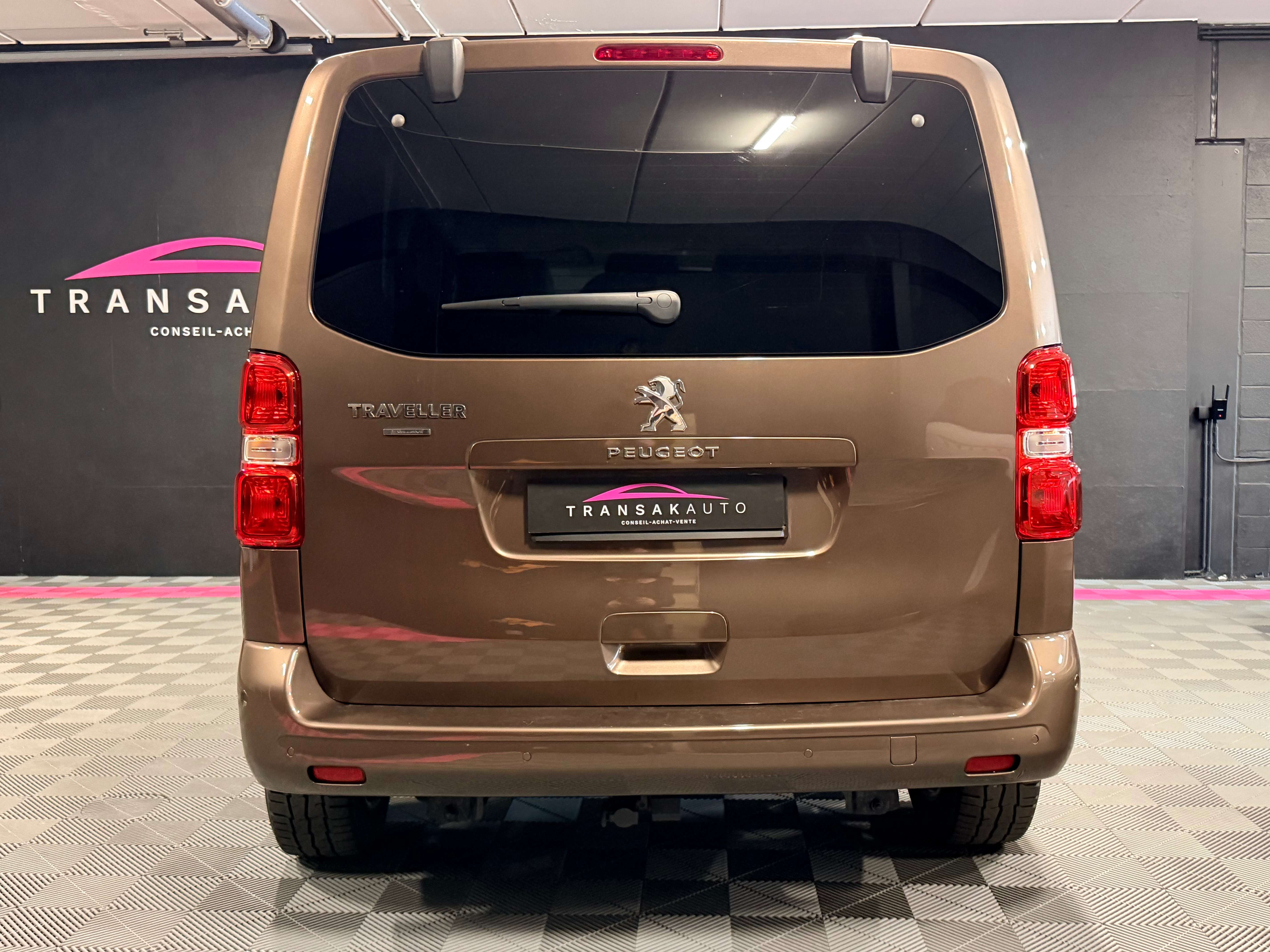 Peugeot Traveller Traveller 2.0 BlueHDi L2 Allure. — Portes coulissantes — Cuir - Sièges chauffants - CarPlay