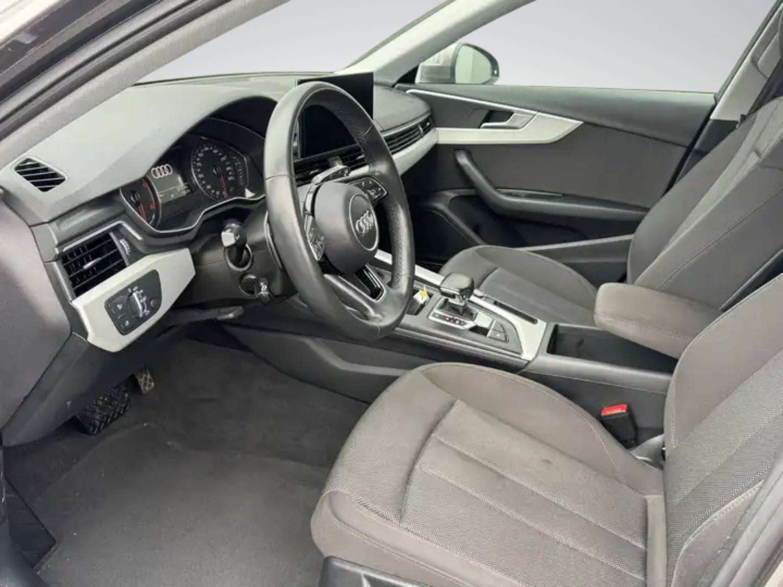 Audi A4 Avant 30 TDi Business Edition S tronic / TVA RECUP