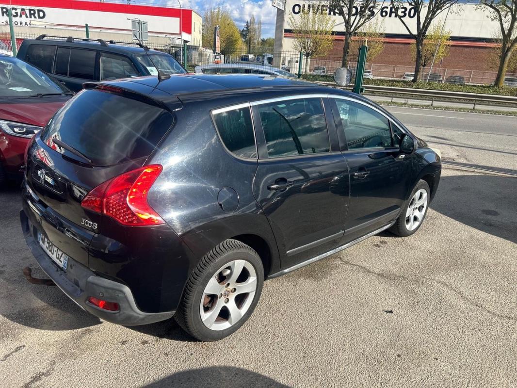 Peugeot 3008 1.6 HDI 110 PREMIUM BV6M PROPRE EMBRAYAGE NEUF SUIVI FACTURES OK