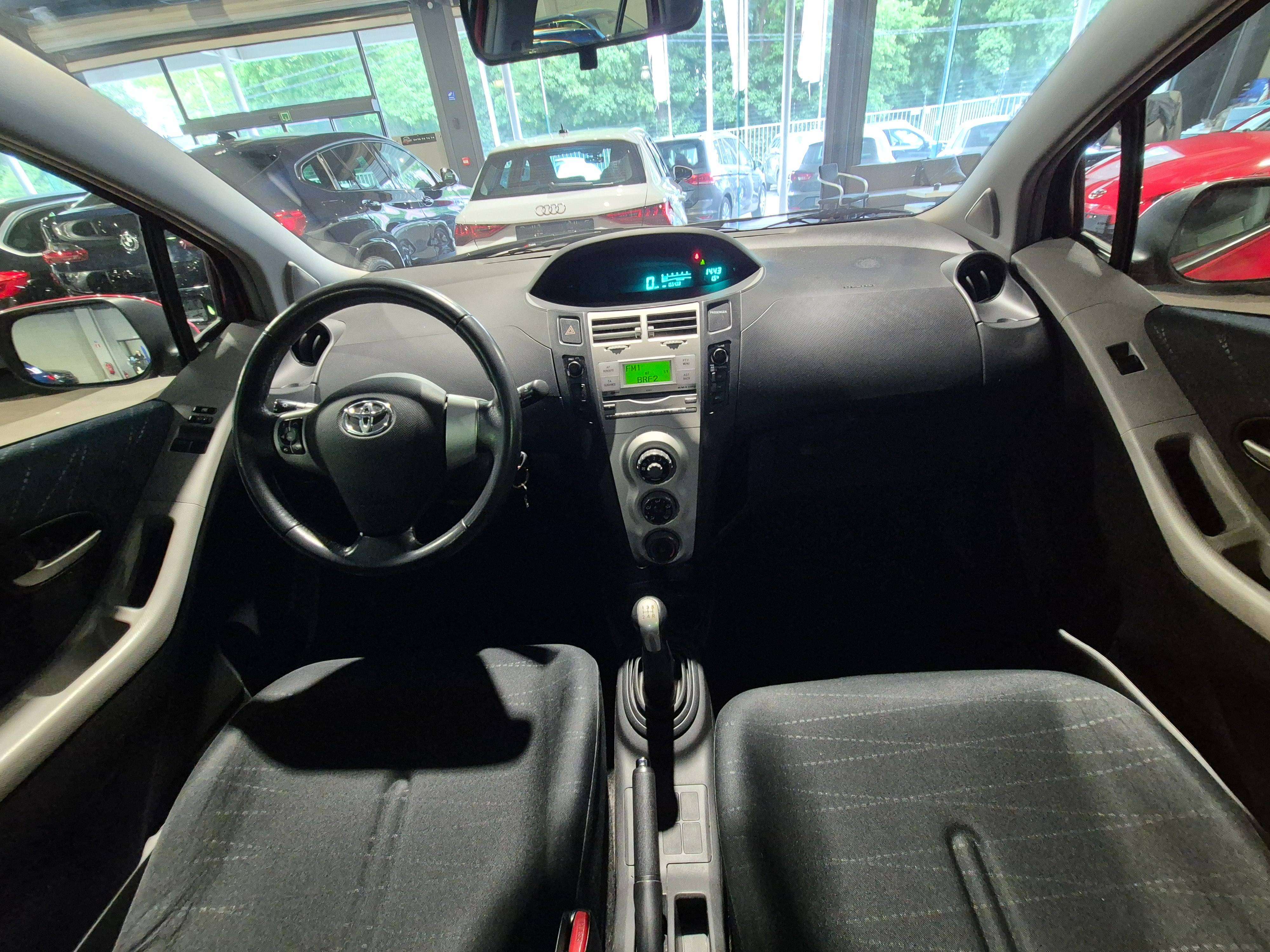 Toyota Yaris Yaris 1.3i VVT-i 16v by Sparco