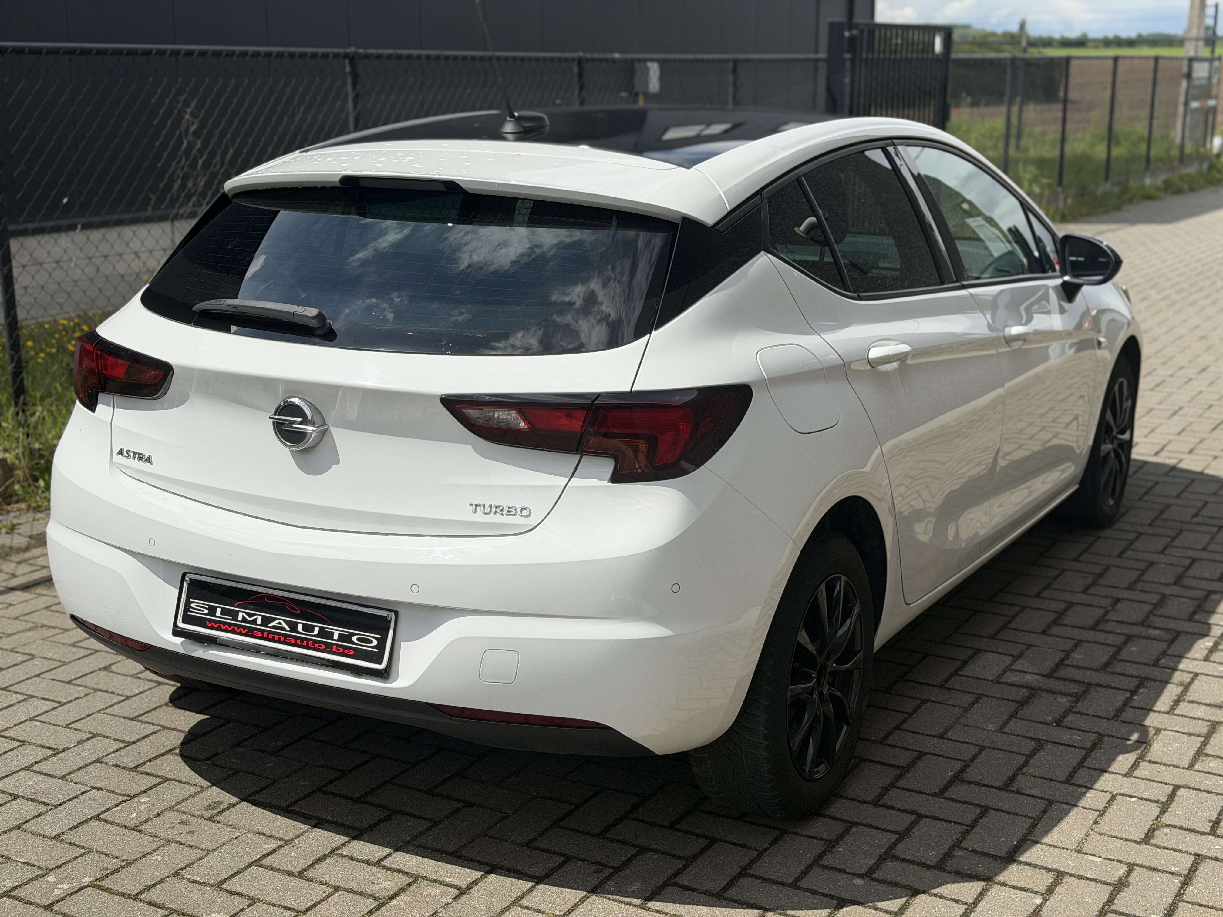Opel Astra 1.4 Turbo 125 ch Black Edition
