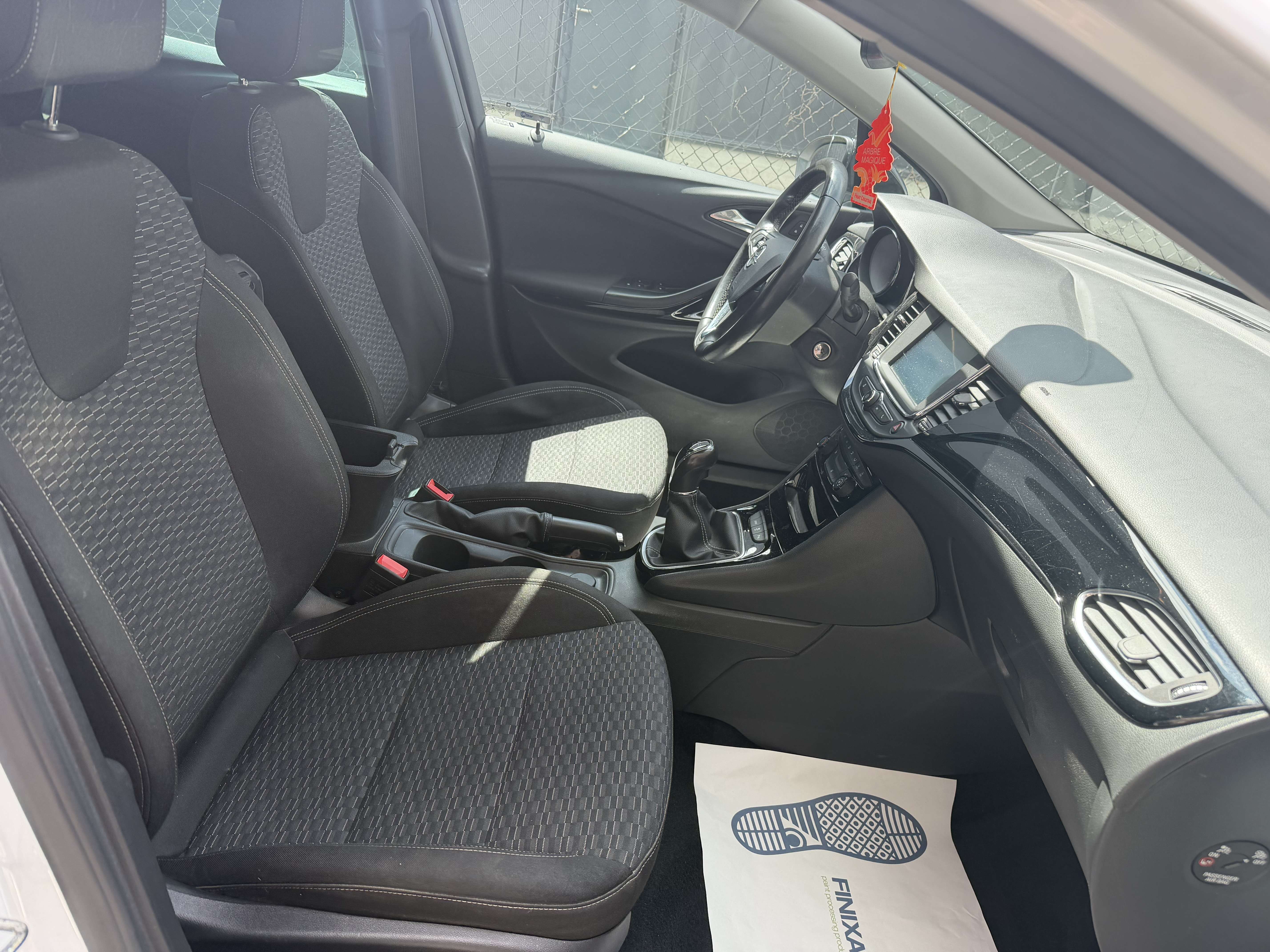 Opel Astra 1.4 Turbo 125 ch Black Edition