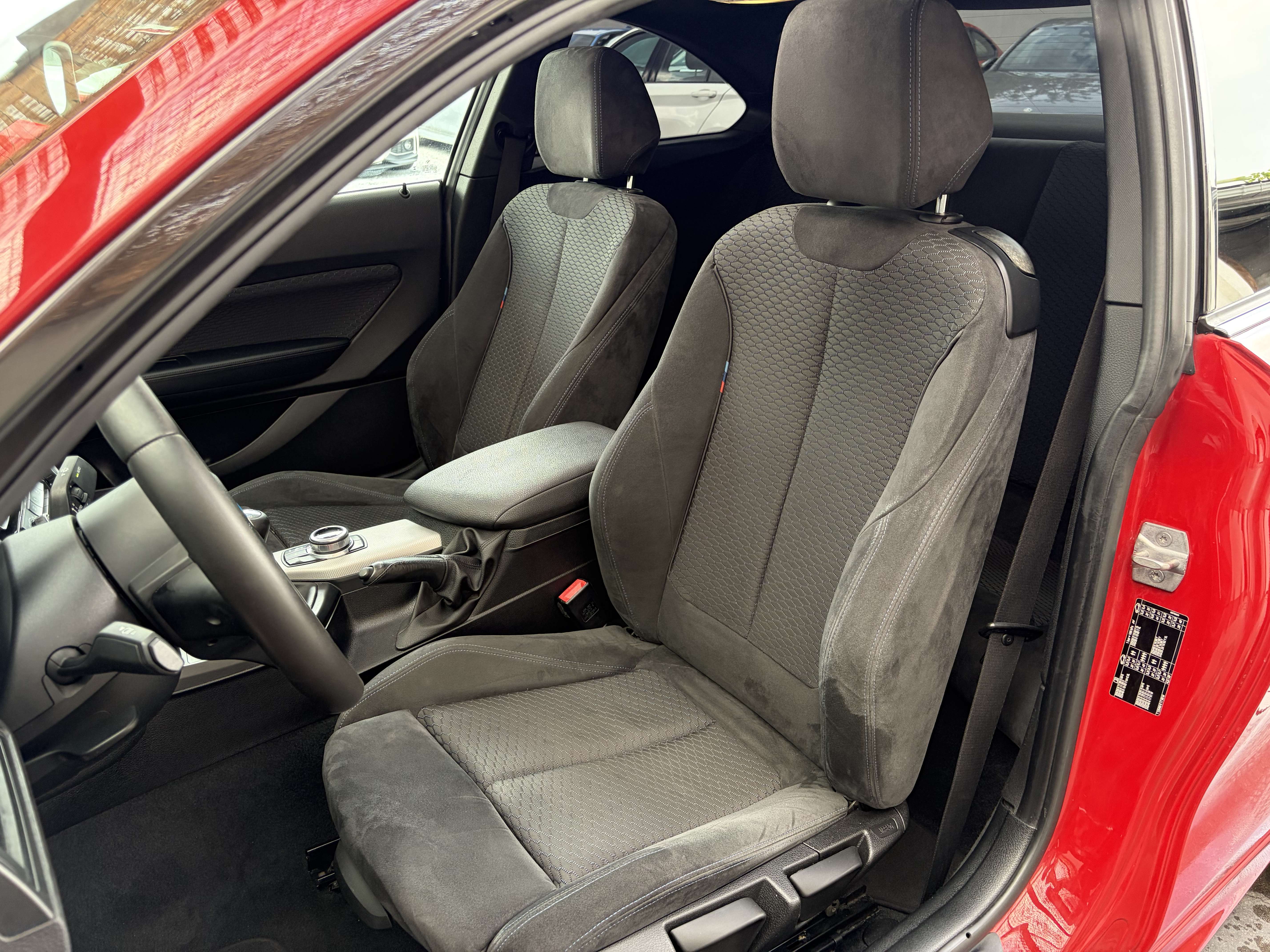BMW 218 BMW 218i Pack M