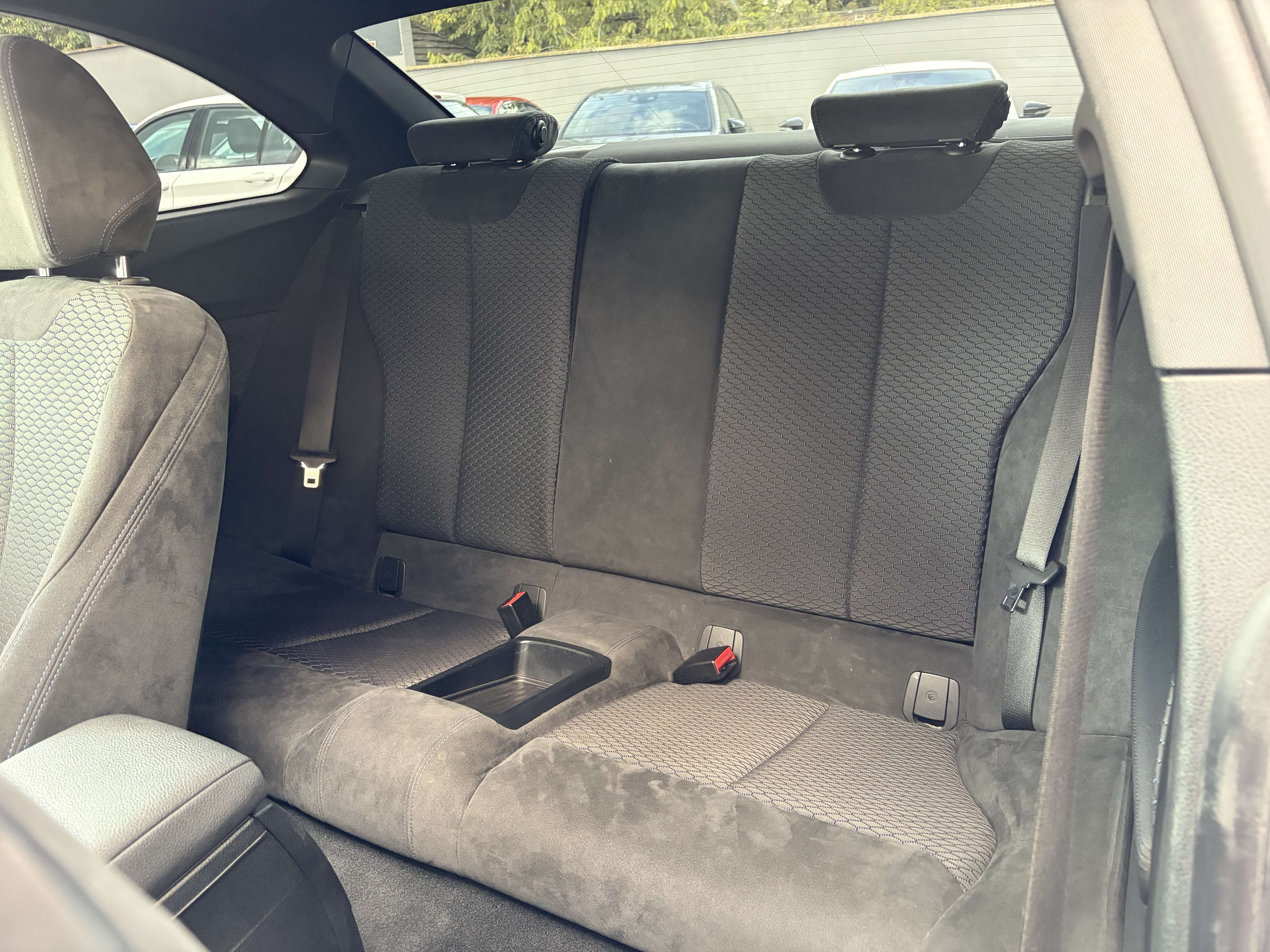 BMW 218 BMW 218i Pack M
