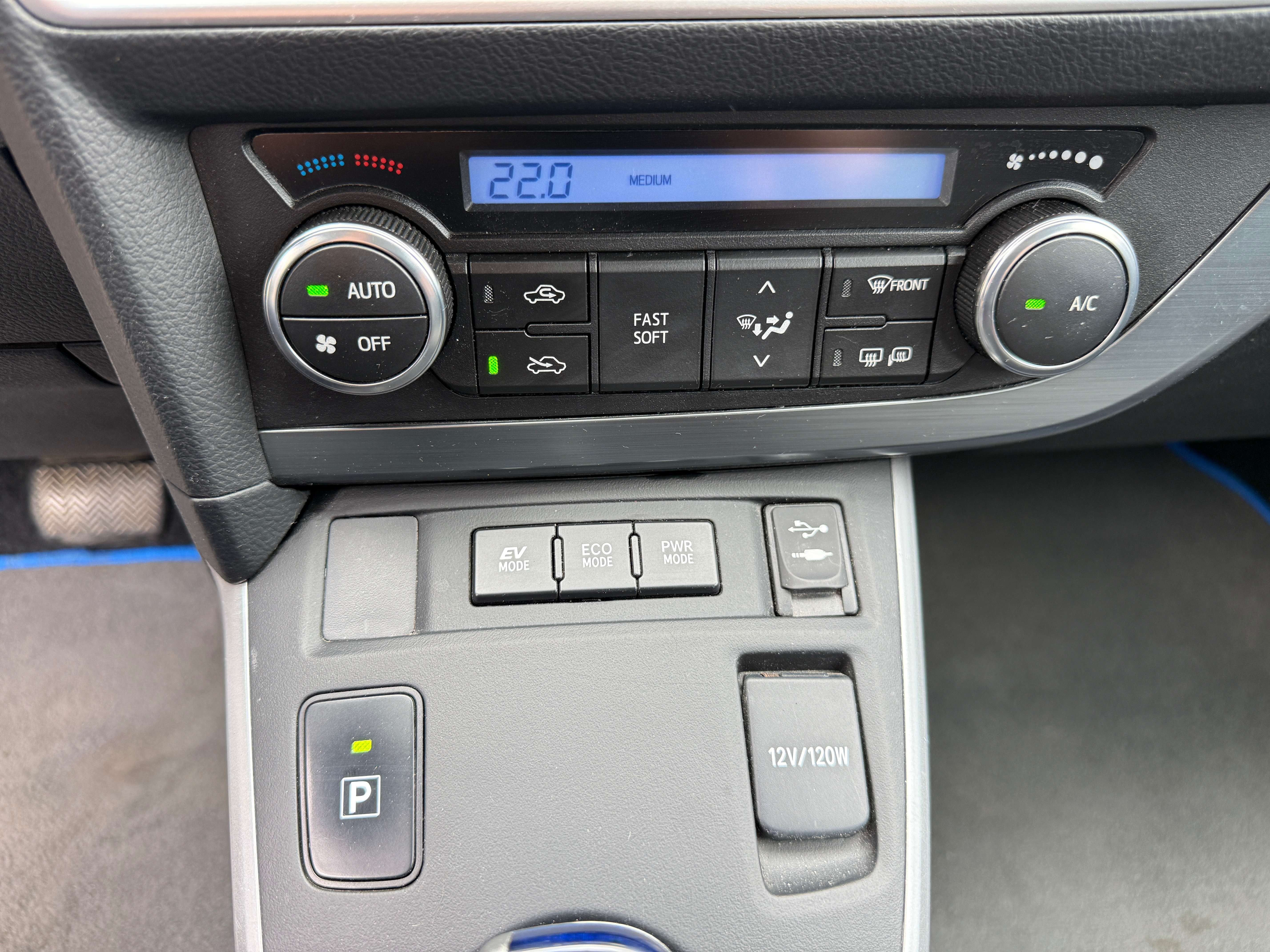 Toyota Auris Auris HEV 1.8i HSD Comfort CVT