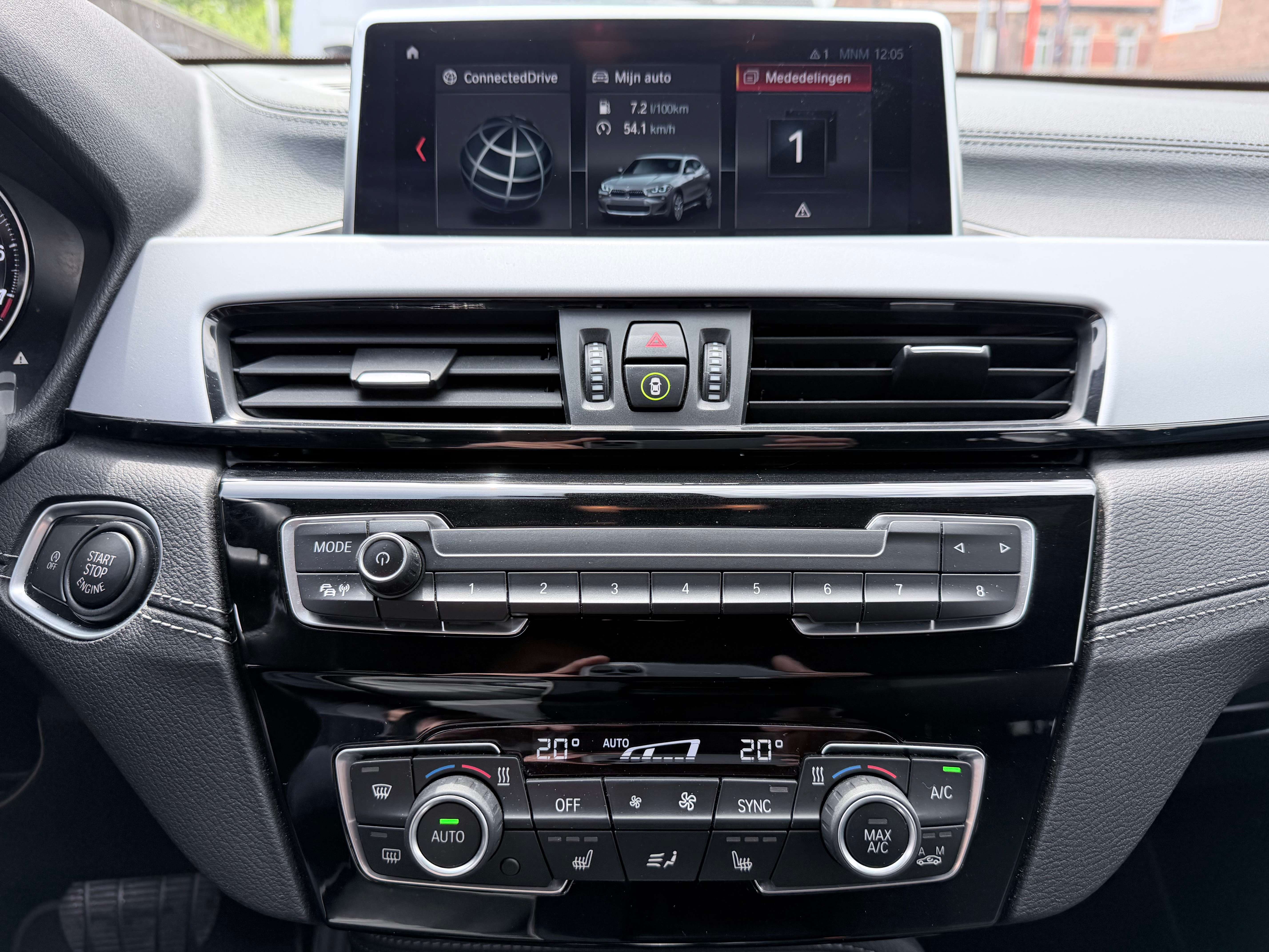 BMW X2 X2 1.5iA sDrive18 FULL-LED/19"/ZETELVERW./CRUISE/PARK-ASSIST/TREKHAAK