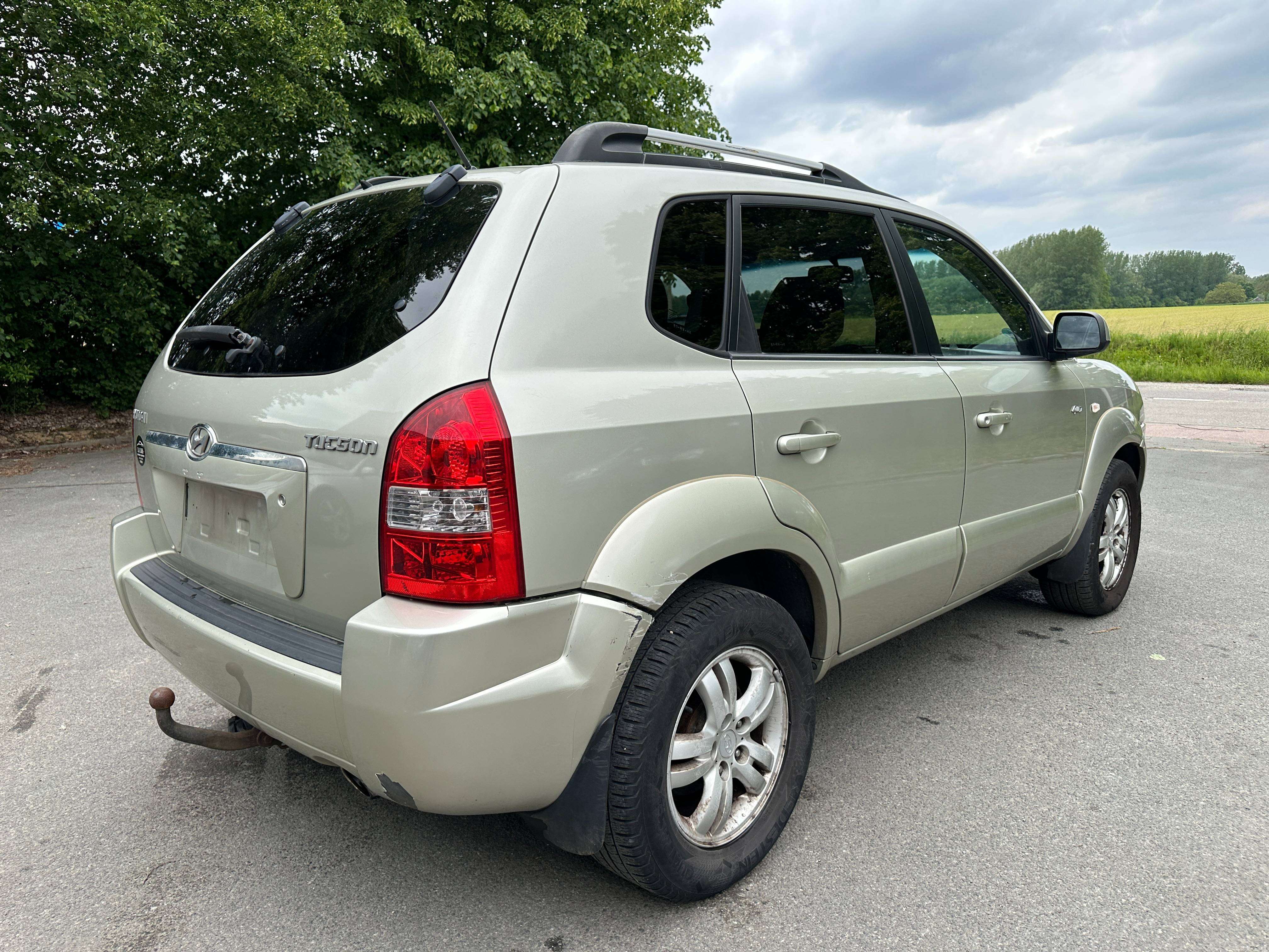Hyundai TUCSON 2.0i 16v 4WD Comfort