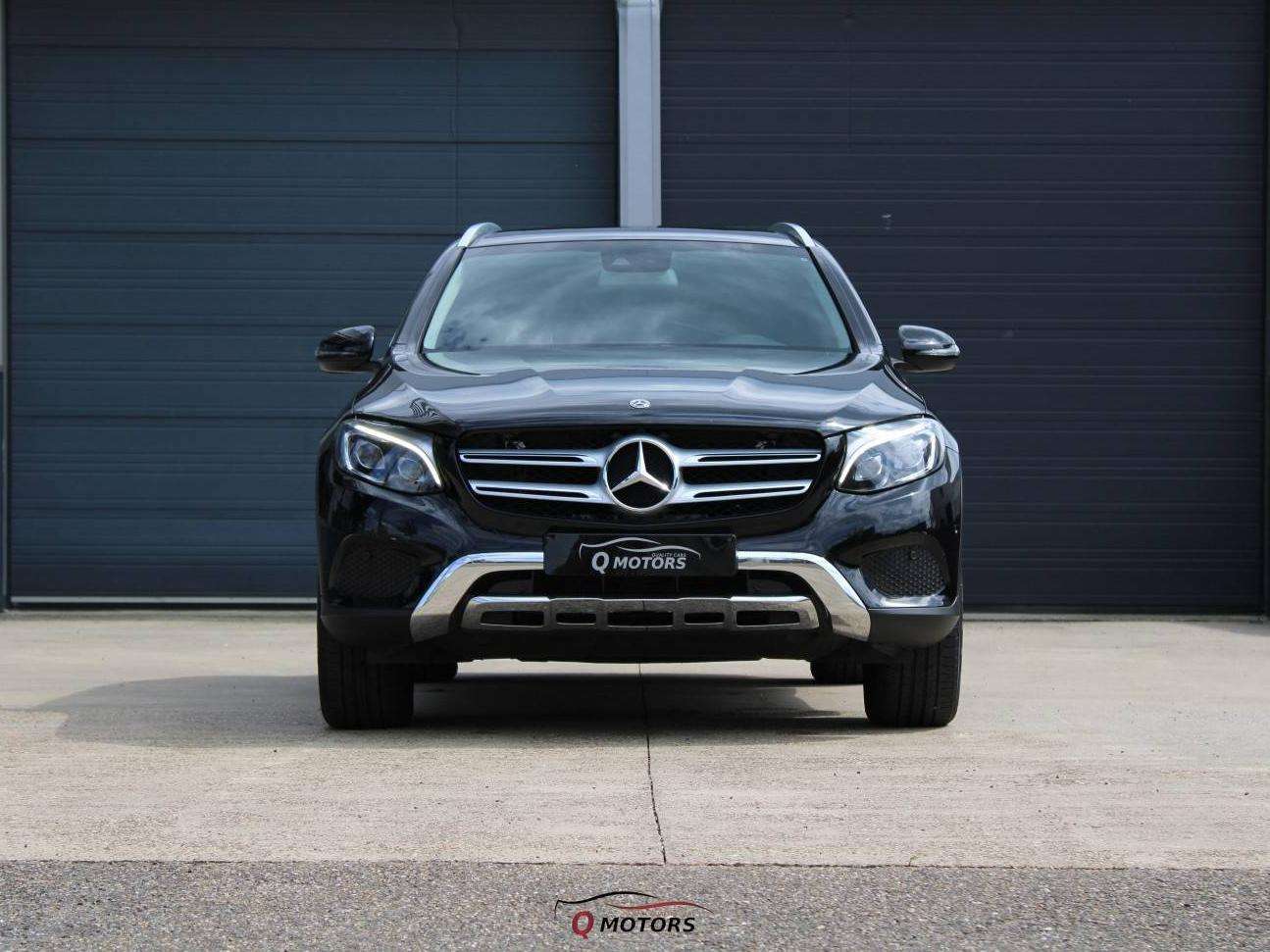 Mercedes-Benz GLC 350 e 4-Matic PHEV/PANO/LED/CRUISE