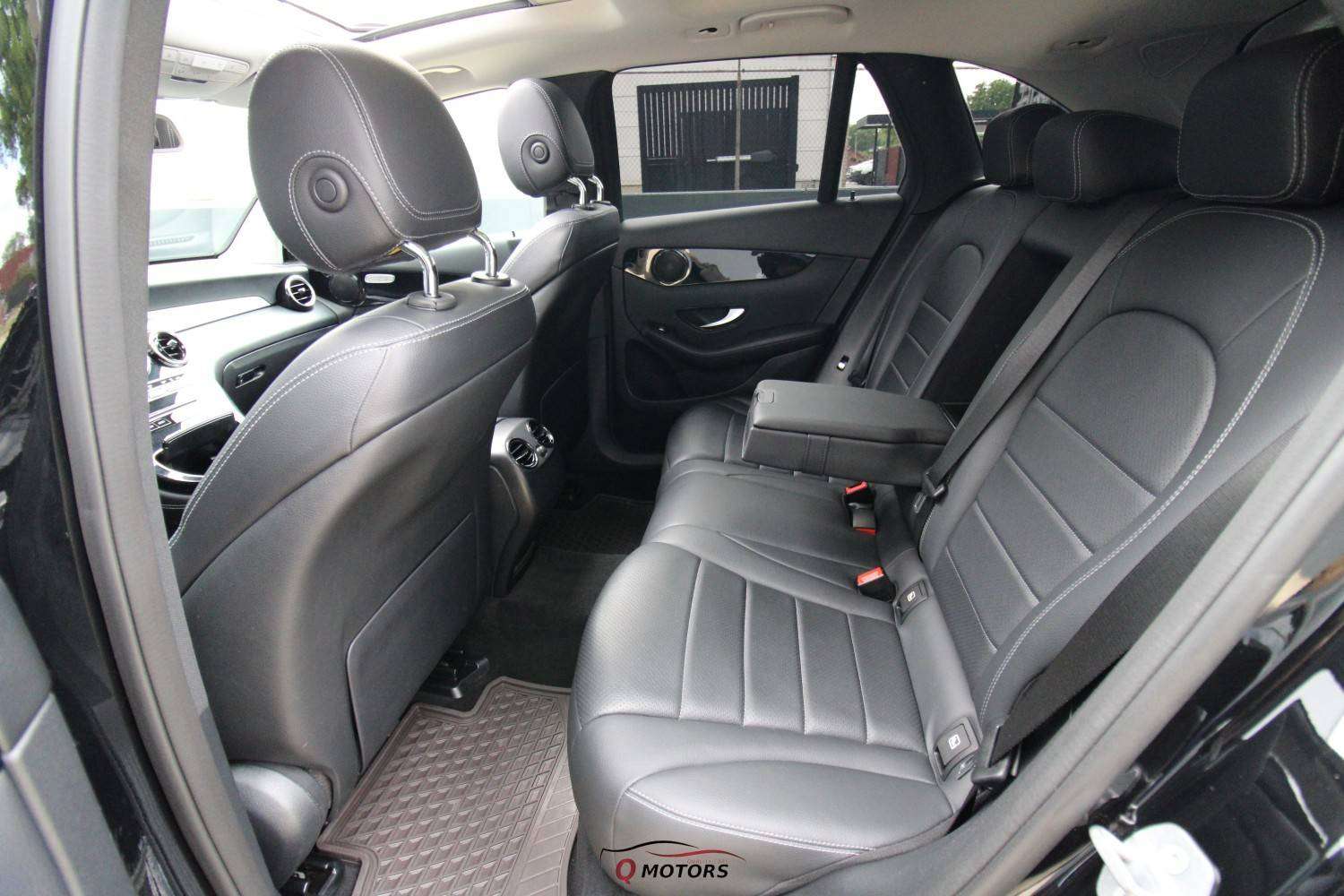 Mercedes-Benz GLC 350 e 4-Matic PHEV/PANO/LED/CRUISE