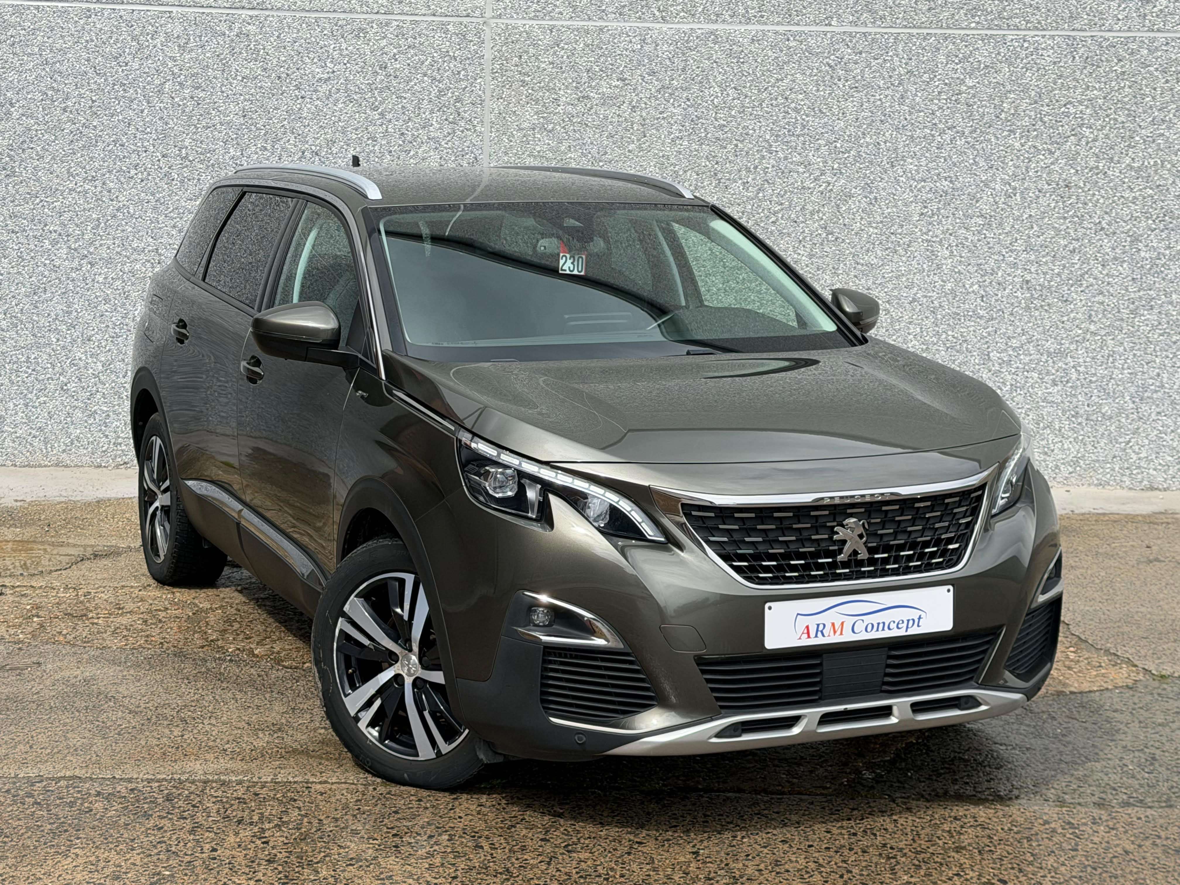 Peugeot 5008 5008 1.6HDi diesel 7 places 2018 GARANTIE 12 mois
