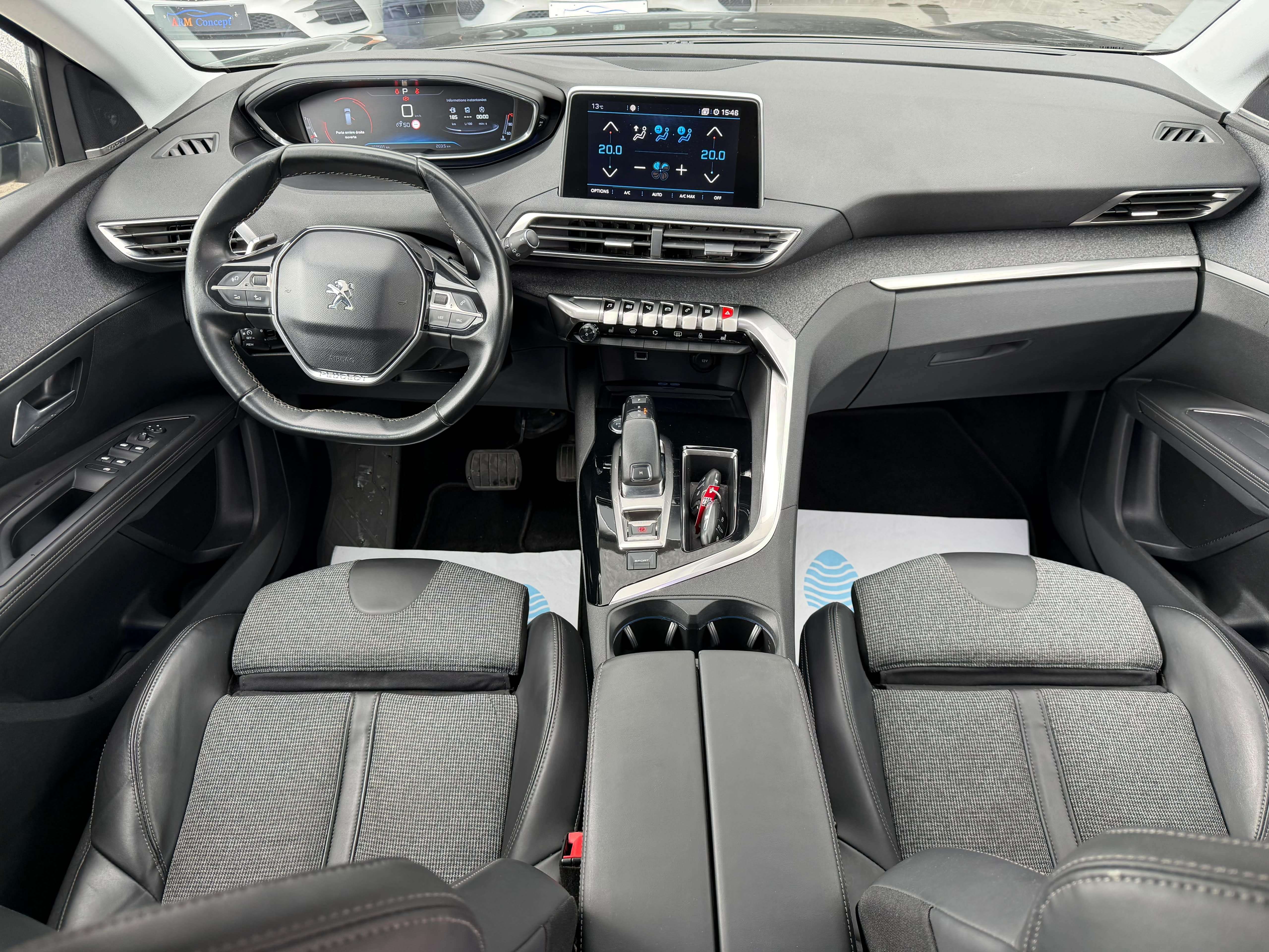 Peugeot 5008 5008 1.6HDi diesel 7 places 2018 GARANTIE 12 mois