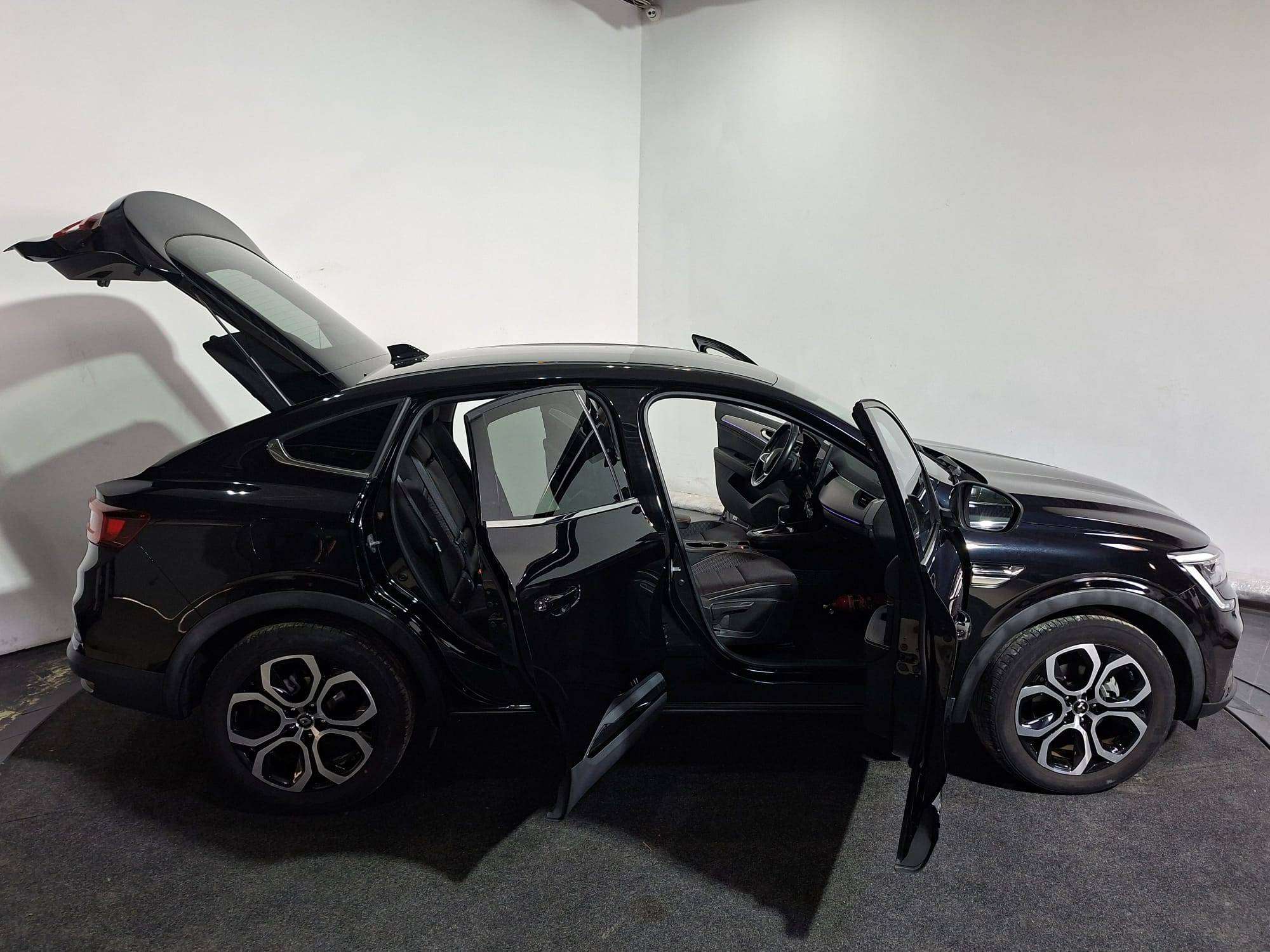 Renault Arkana Arkana E-TECH 1.6i automaat I camera I trekhaak I carplay