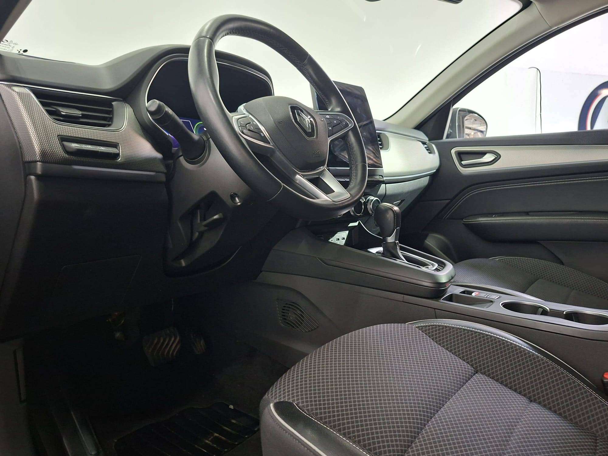 Renault Arkana Arkana E-TECH 1.6i automaat I camera I trekhaak I carplay