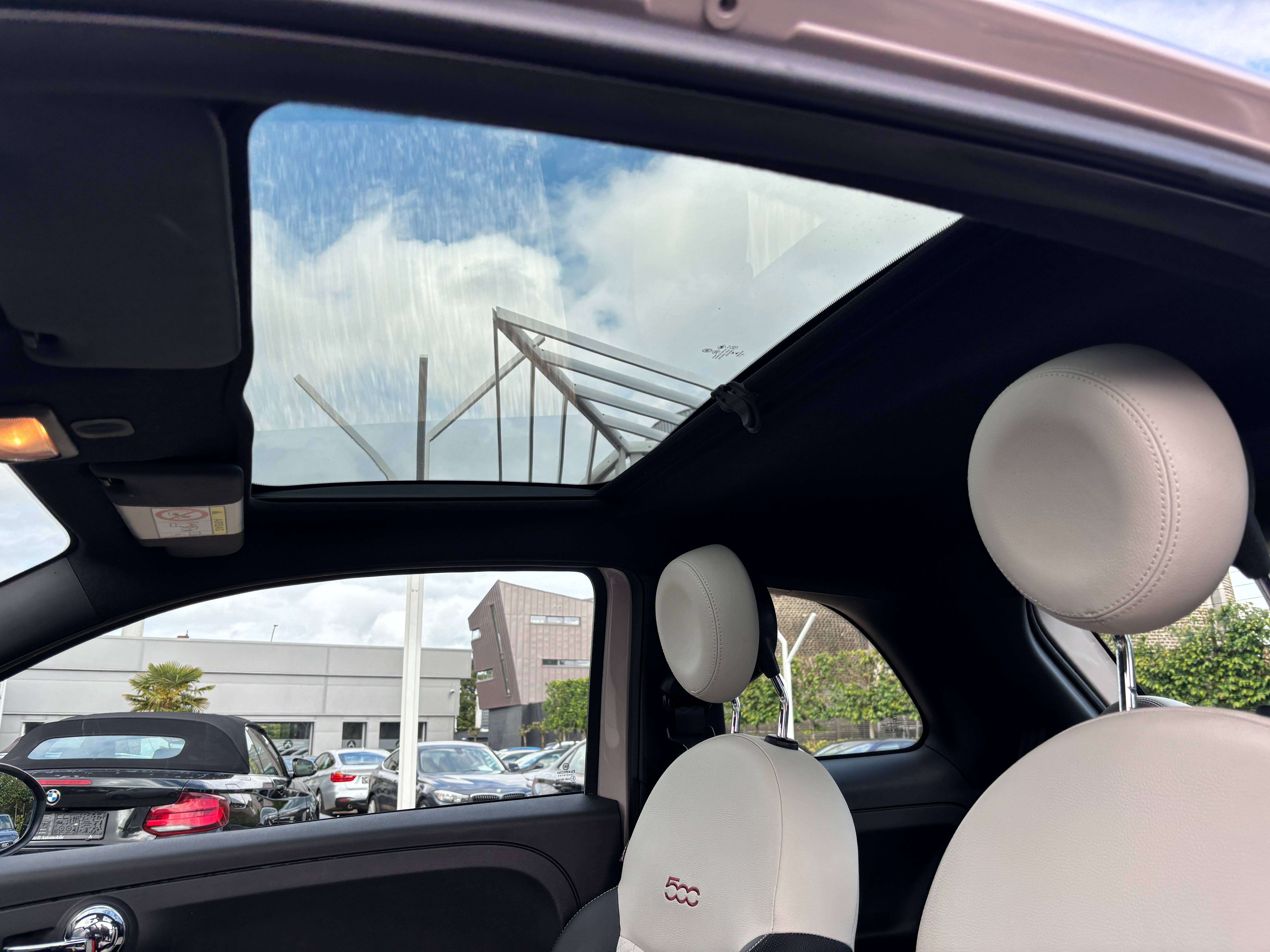 Fiat 500 0.9i *CARPLAY*TOIT PANO*CRUISE CONTROL*CAPTEUR*GARANTIE*