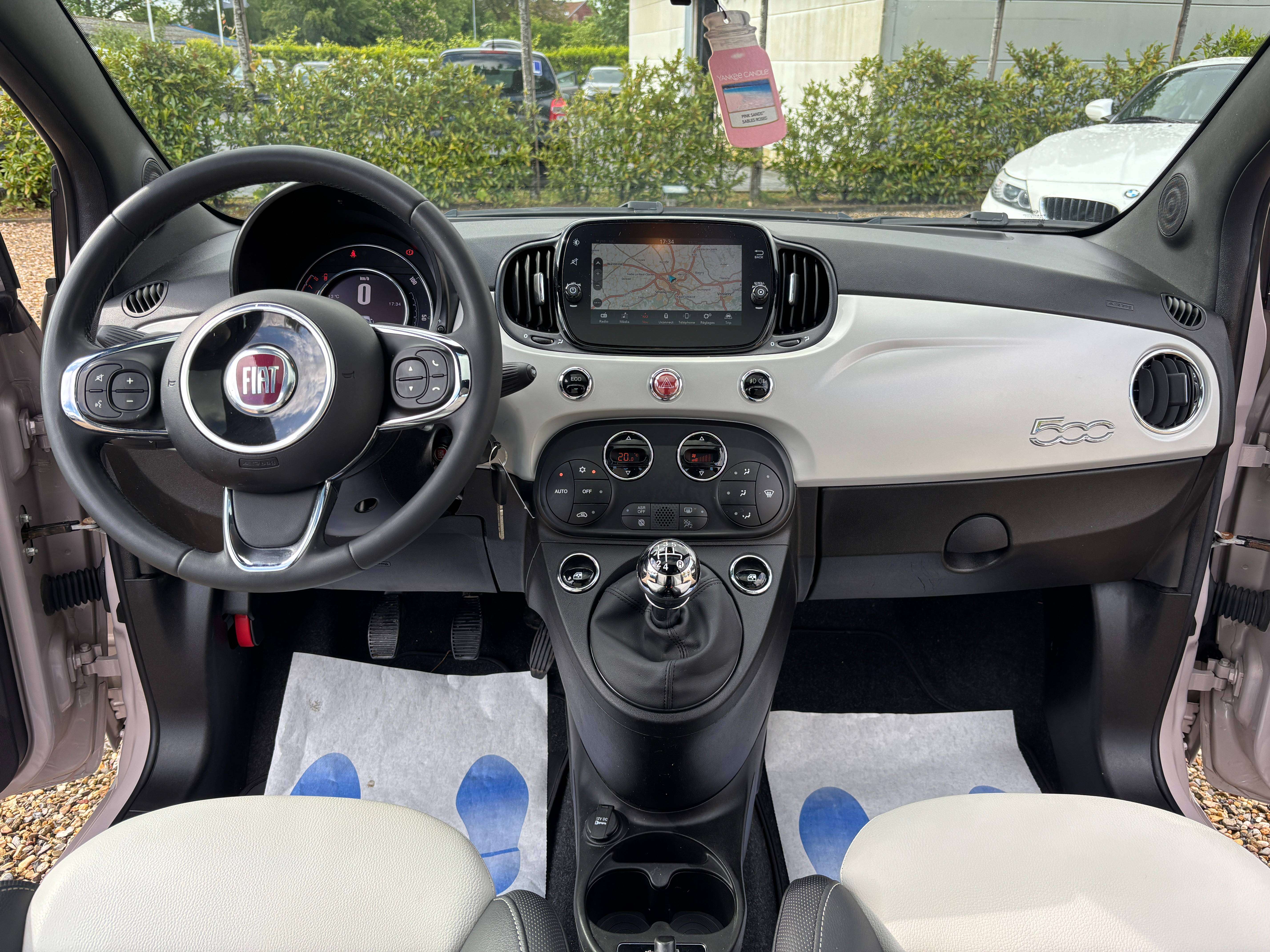 Fiat 500 0.9i *CARPLAY*TOIT PANO*CRUISE CONTROL*CAPTEUR*GARANTIE*