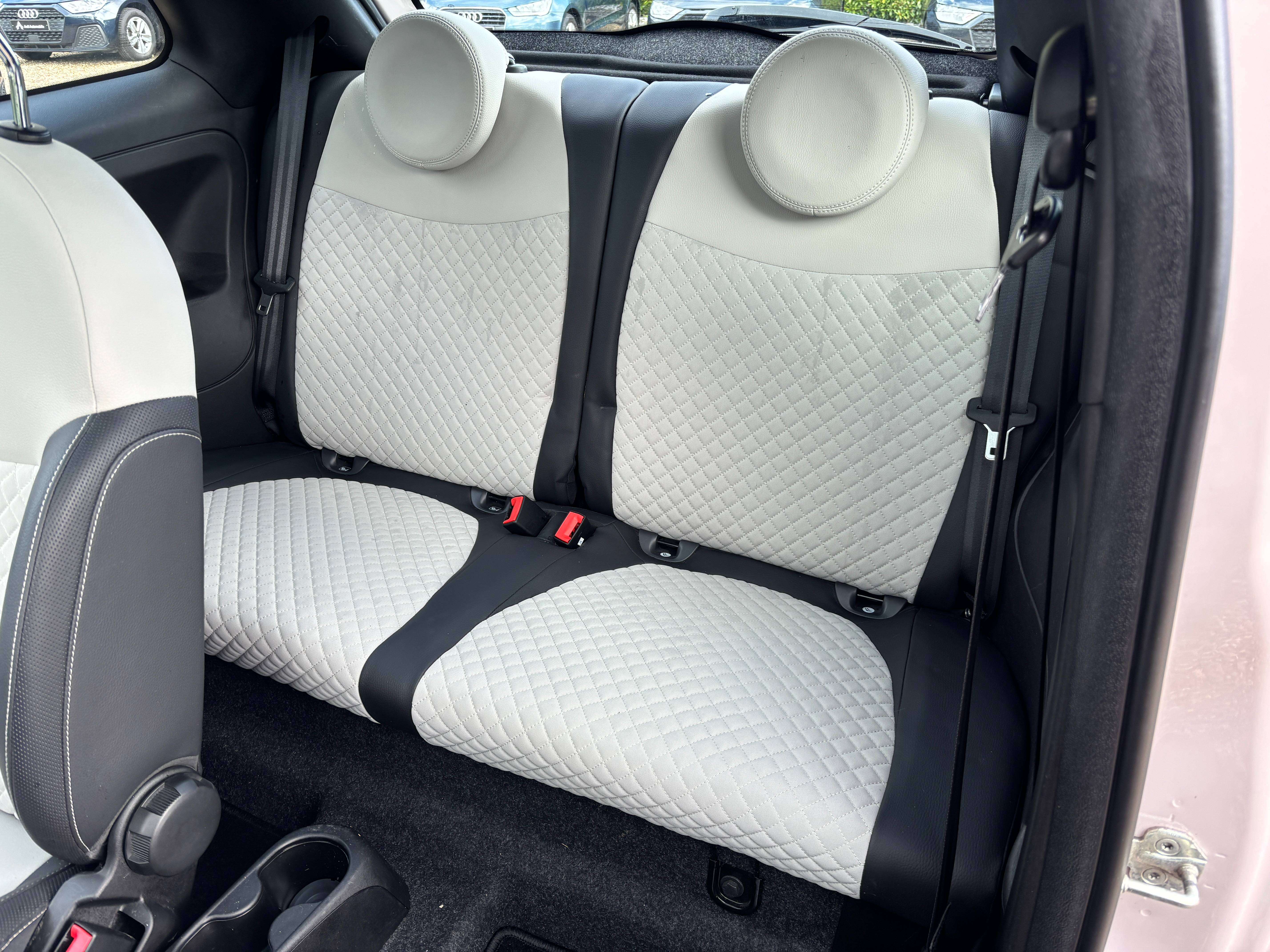 Fiat 500 0.9i *CARPLAY*TOIT PANO*CRUISE CONTROL*CAPTEUR*GARANTIE*