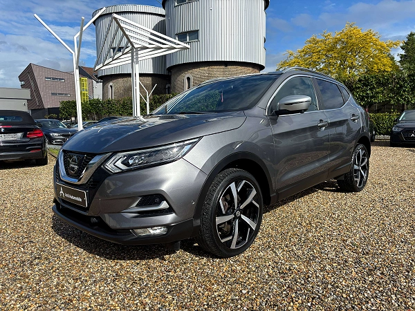 Nissan Qashqai 1.2 DIG-T *SIEGE CHAUFF*TOIT PANO*CAMERA 360*BOSE*GARANTIE*