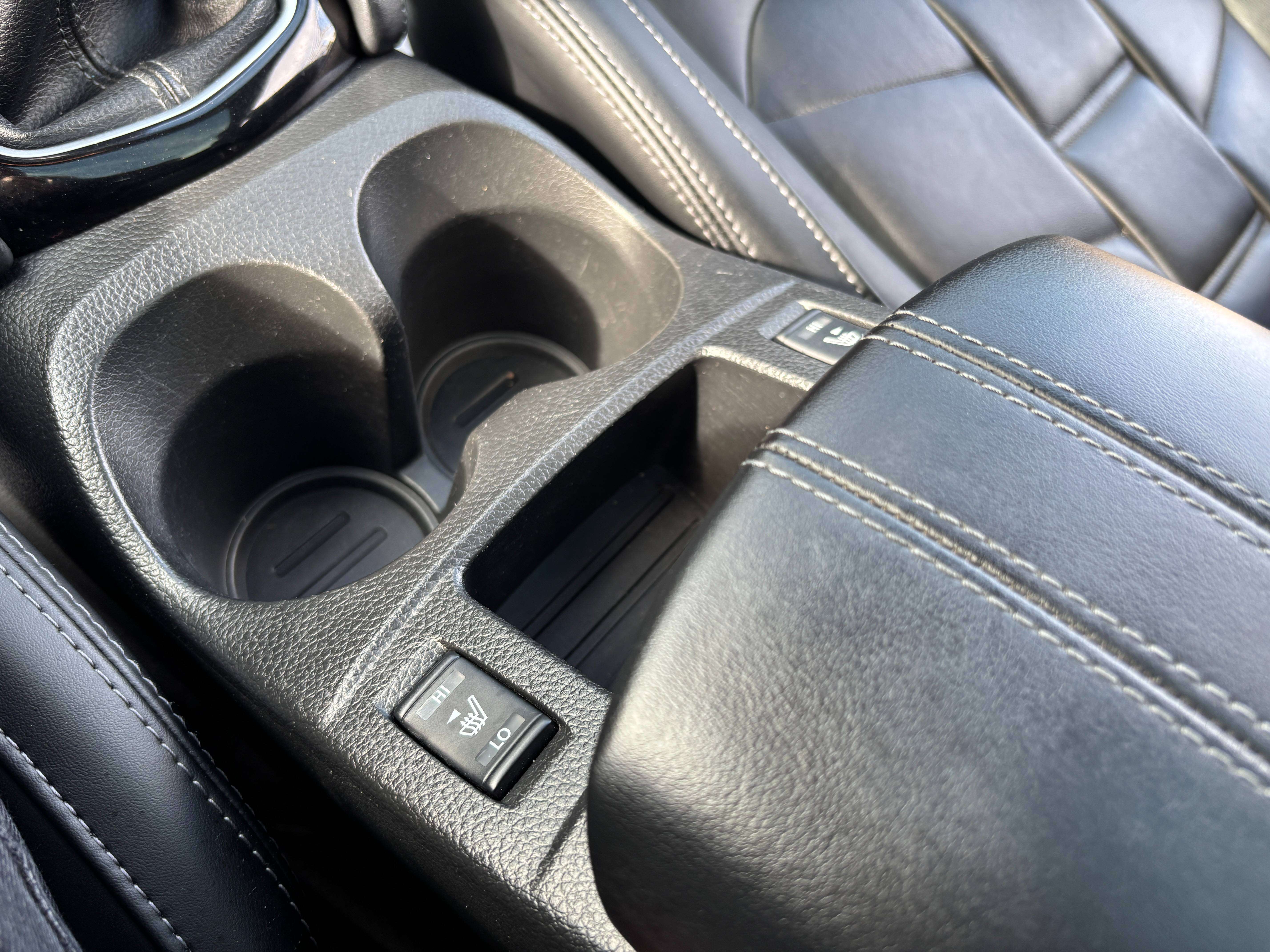 Nissan Qashqai 1.2 DIG-T *SIEGE CHAUFF*TOIT PANO*CAMERA 360*BOSE*GARANTIE*