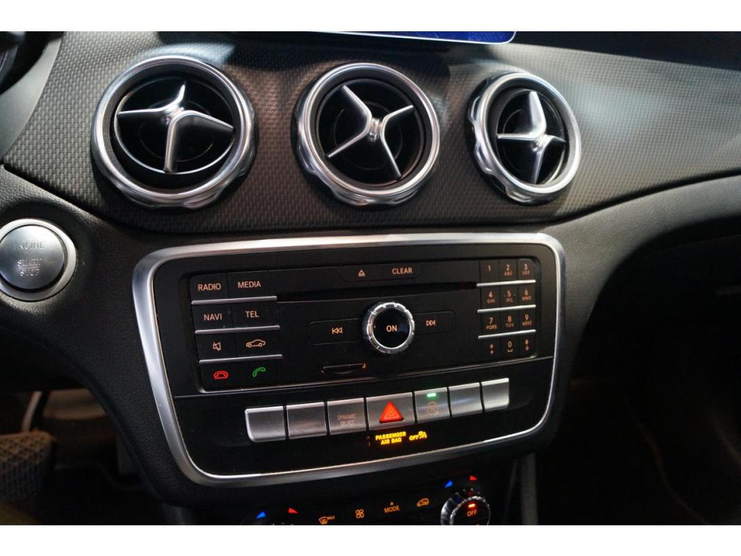 Mercedes-Benz Gla 180 d - BV 7G-DCT Intuition