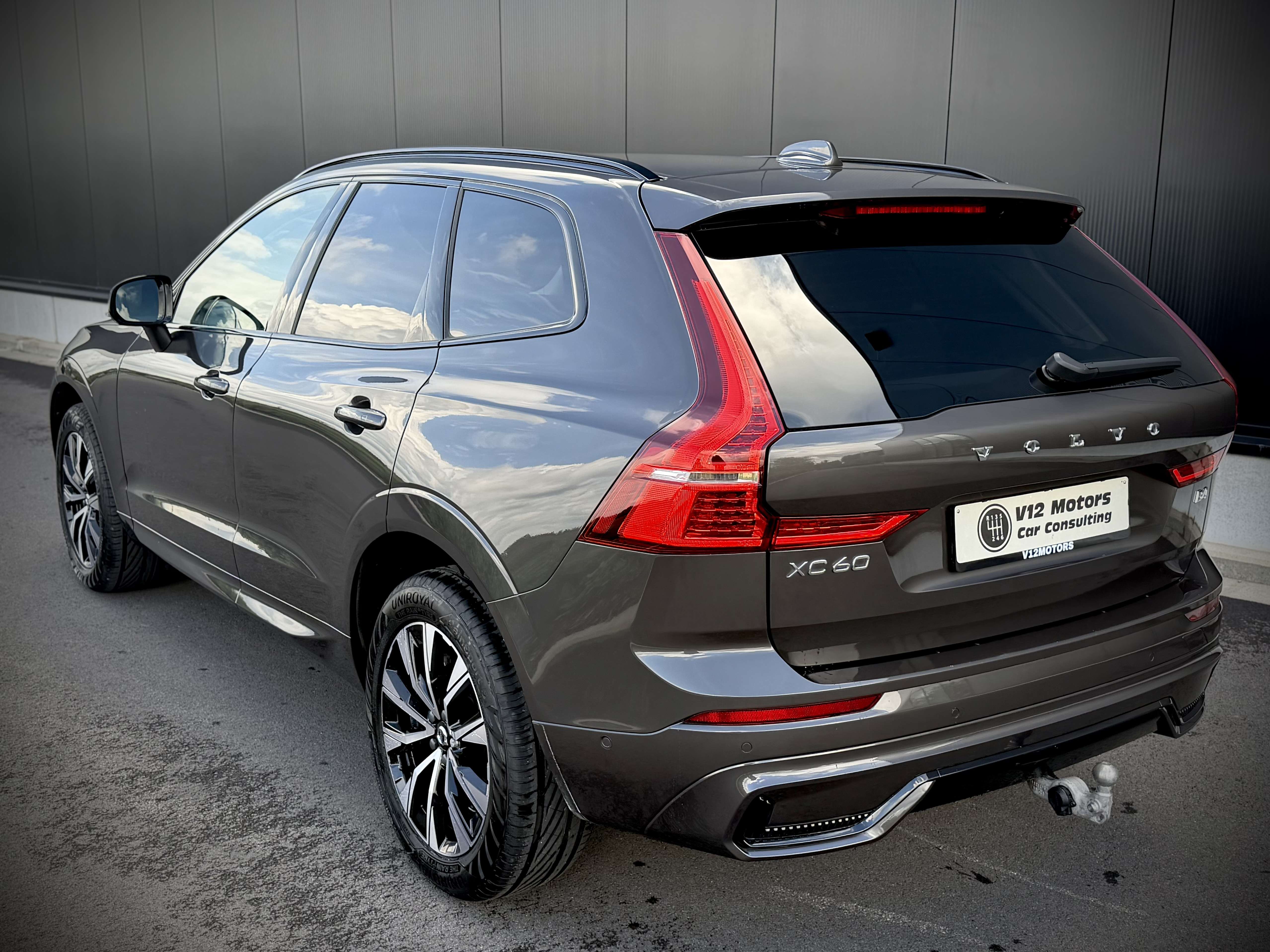 Volvo XC60 XC60 2.0 B4 MHEV  Ultimate Dark
