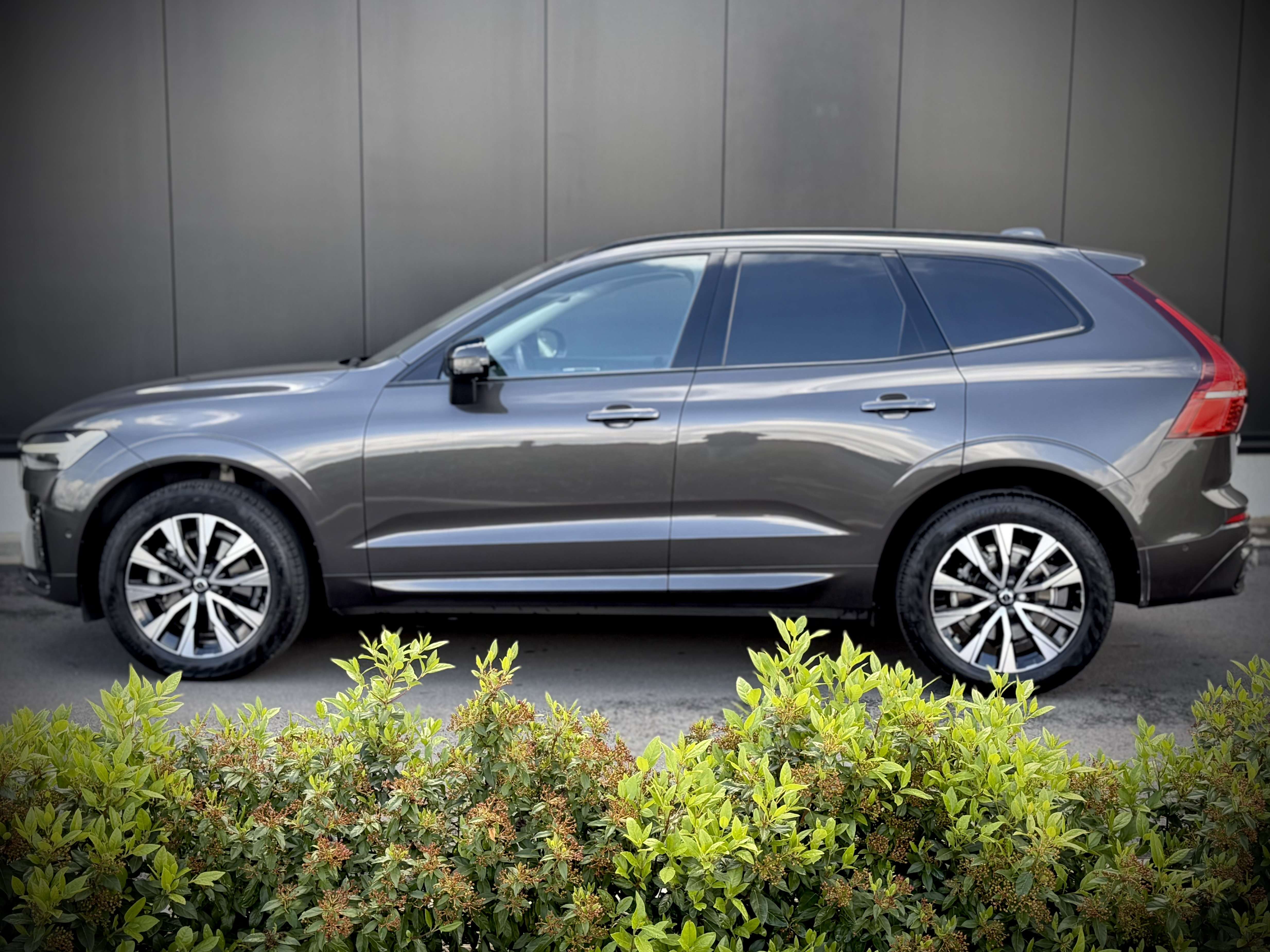 Volvo XC60 XC60 2.0 B4 MHEV  Ultimate Dark