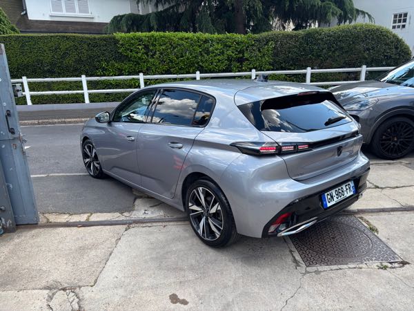 Peugeot 308 III 1.5 BLUEHDI 130 ALLURE PACK AUTO8