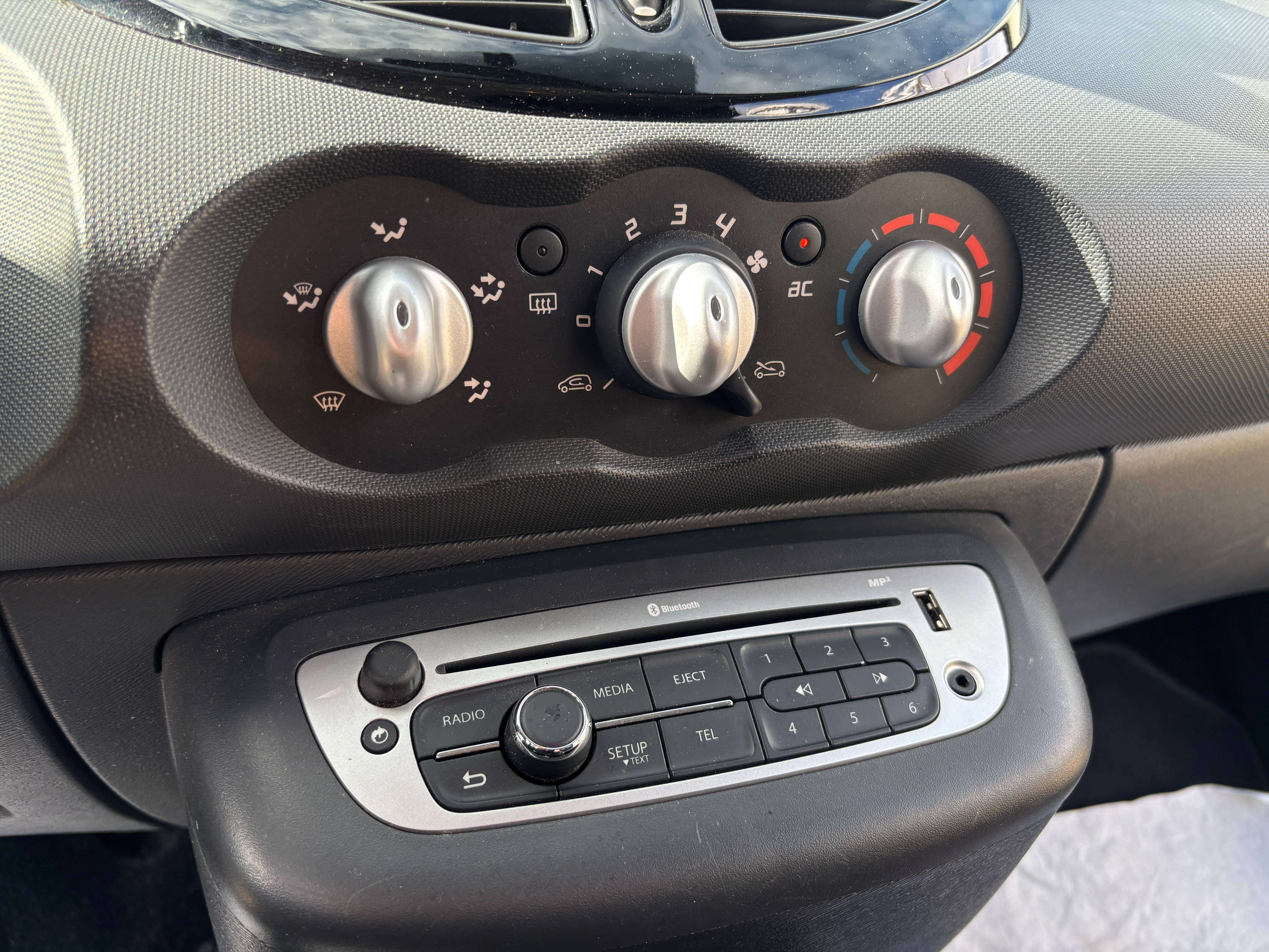Renault Twingo 1.2i *CRUISE CONTROL*BLUETOOTH*AIRCO*GARANTIE*