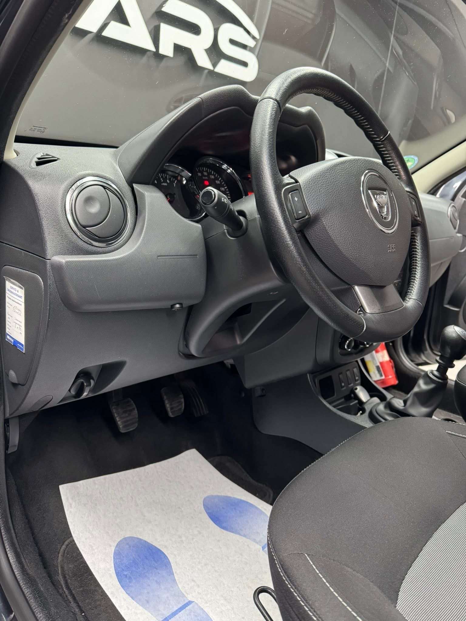 Dacia Duster Réservé