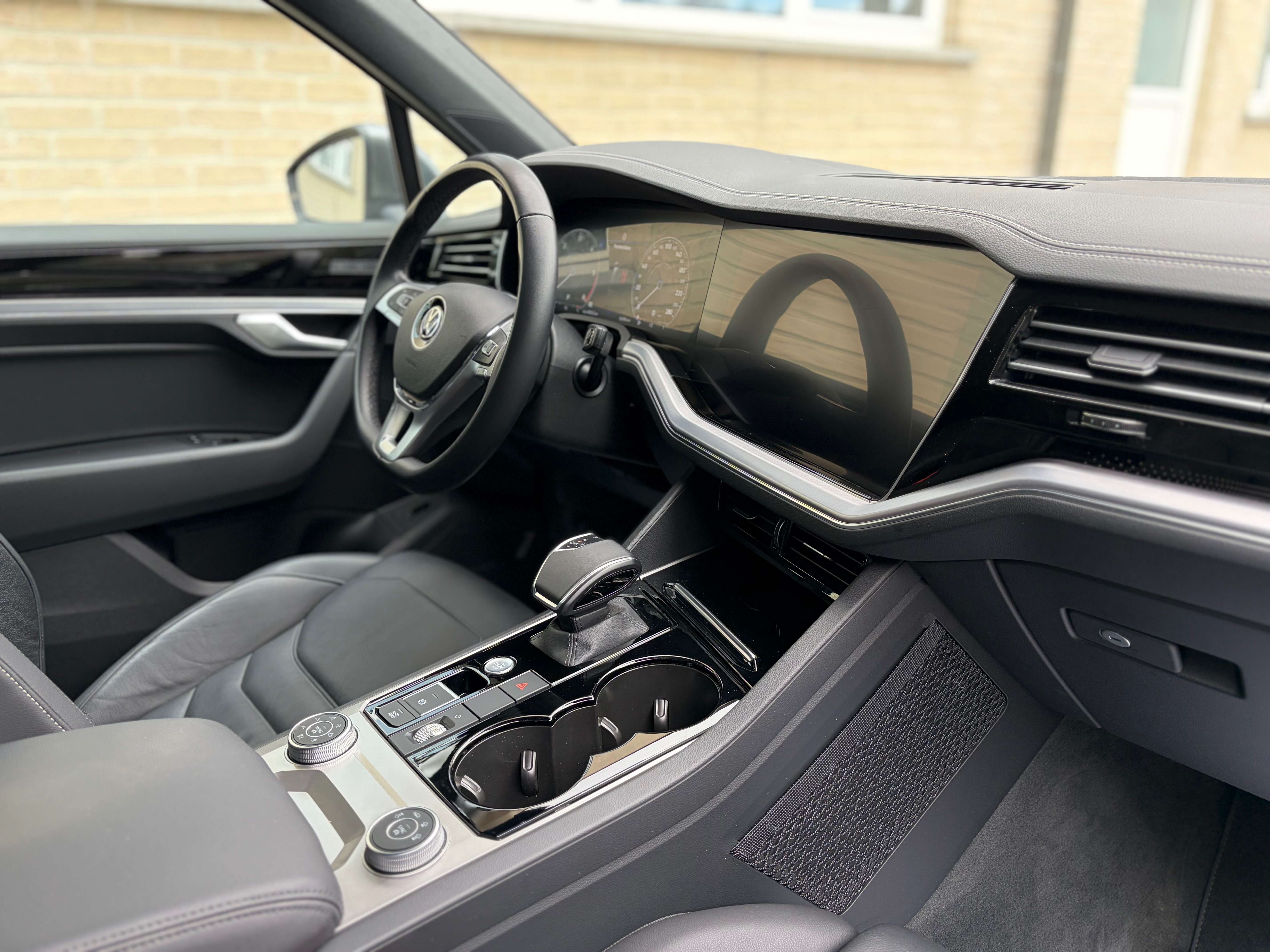 Volkswagen Touareg 3.0 TDI 4Motion Carat Exclusive  ### 55000 km ###