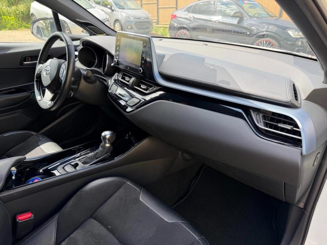Toyota C-hr 2.0 184CV FULL-HYBRID COLLECTION CARPLAY - ENTRETIEN TOYOTA MOTEUR A CHAINE