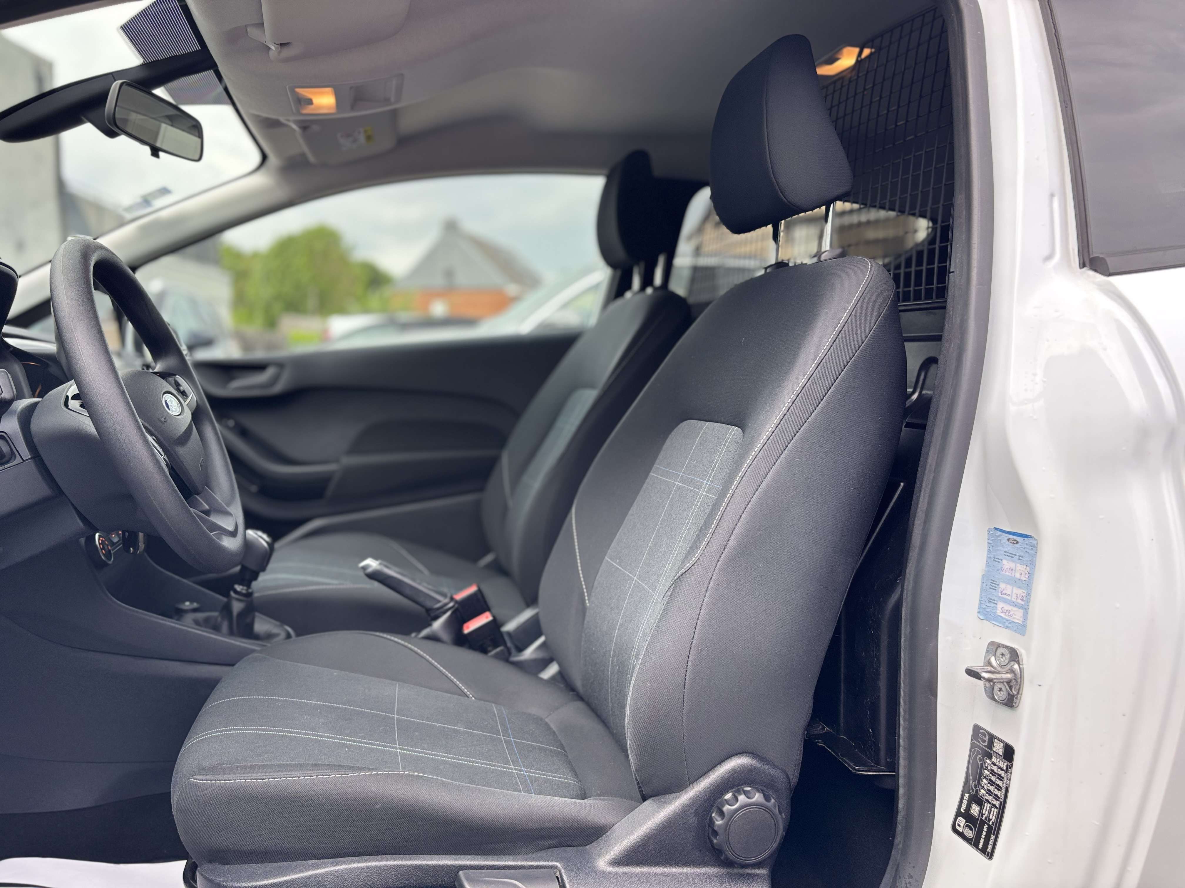 Ford Fiesta Fiesta 1.0 EcoBoost Hybrid Utility Led CarPlay Belgian Car First Owner (EU6d)
