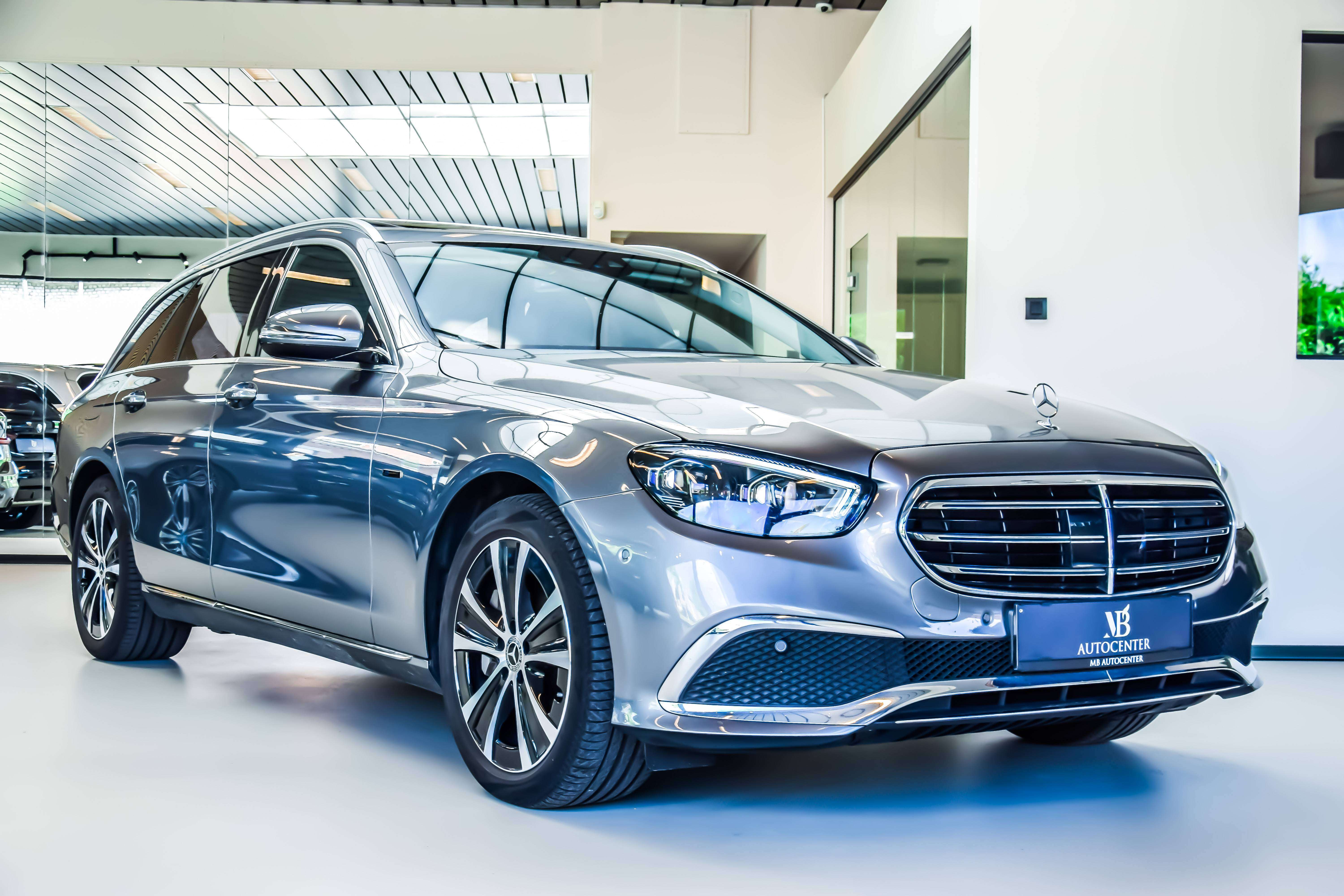 Mercedes-Benz E 300 de PHEV Exclusive 08/2020 - Full Option!!
