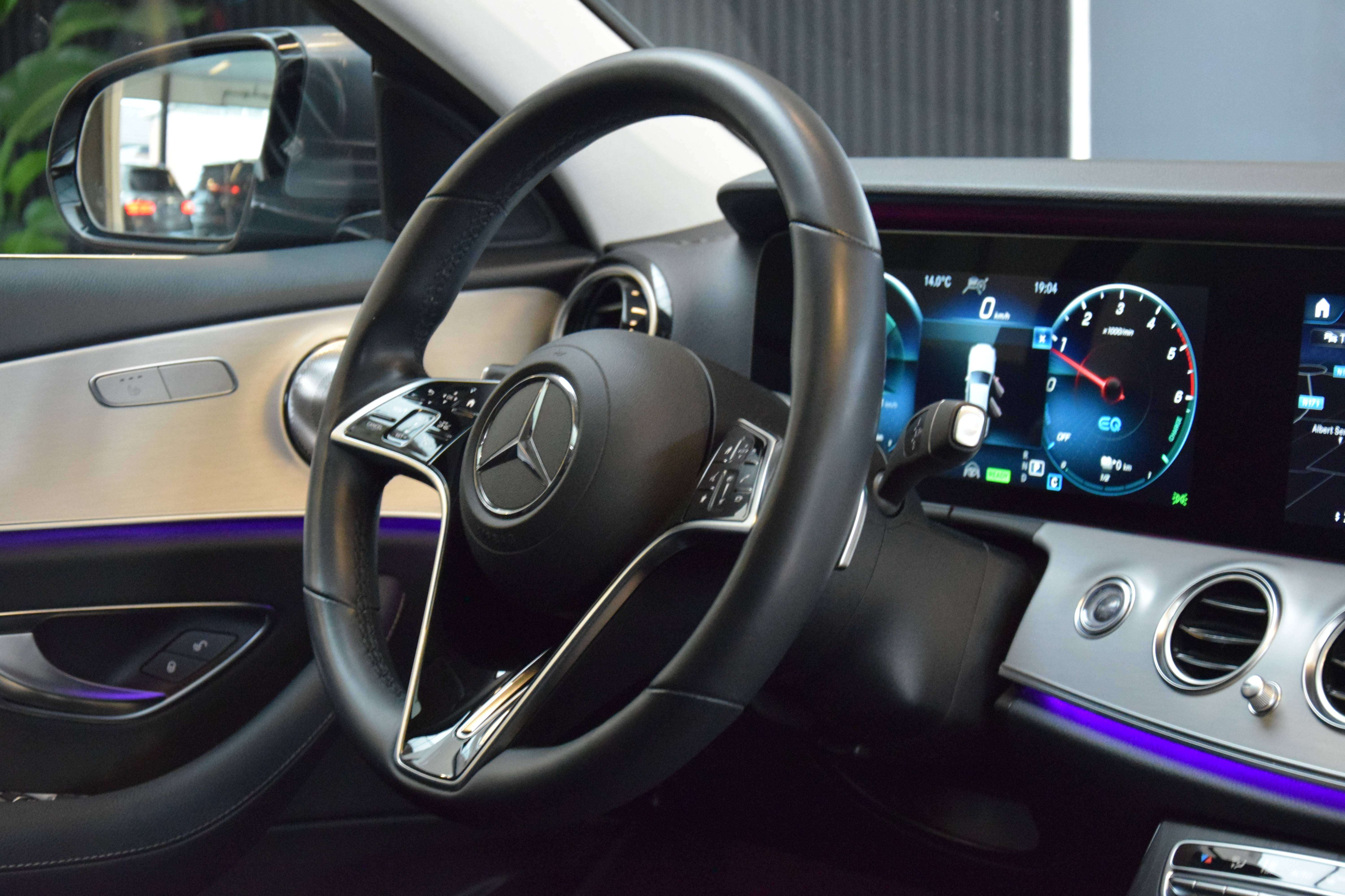 Mercedes-Benz E 300 de PHEV Exclusive 08/2020 - Full Option!!