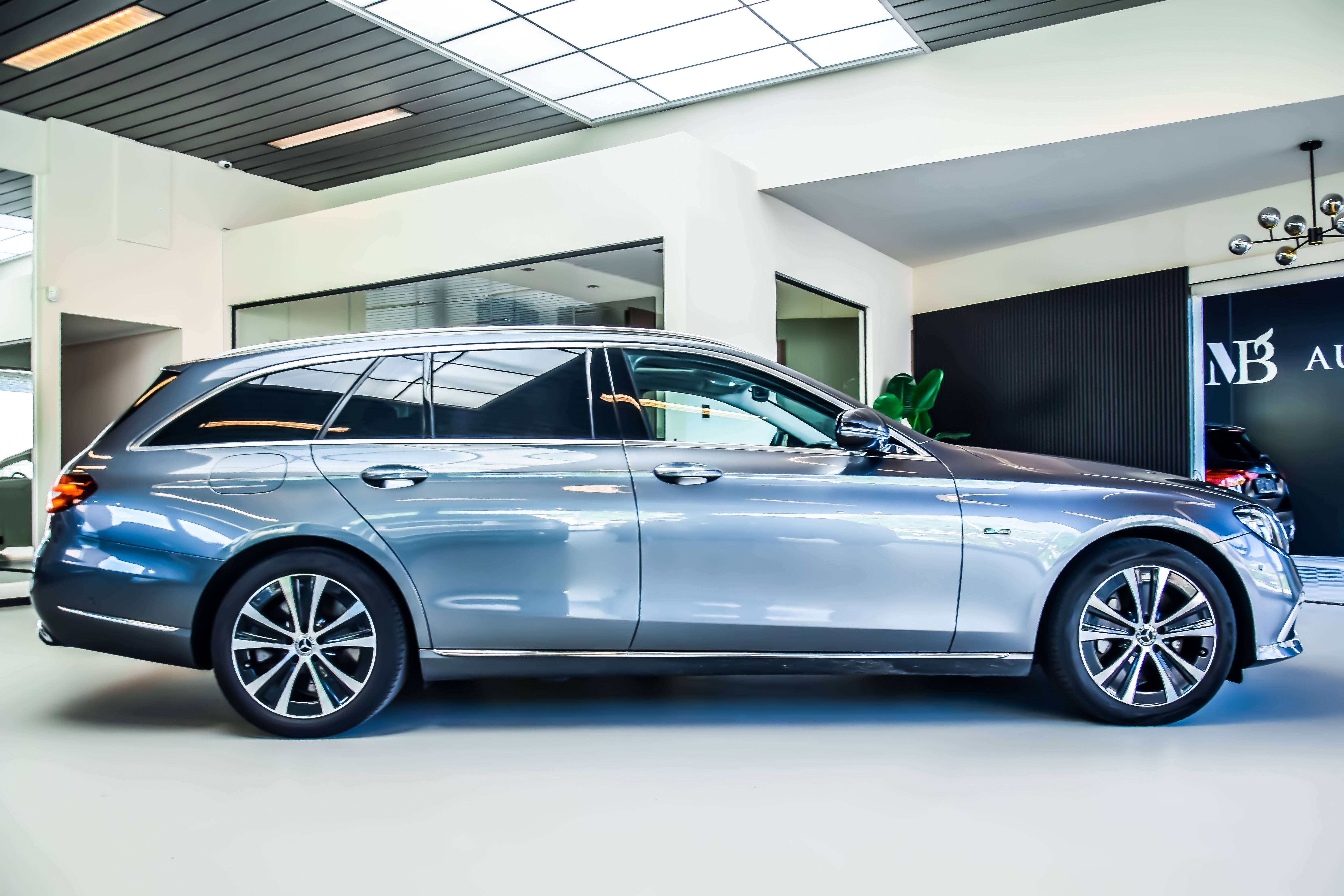 Mercedes-Benz E 300 de PHEV Exclusive 08/2020 - Full Option!!