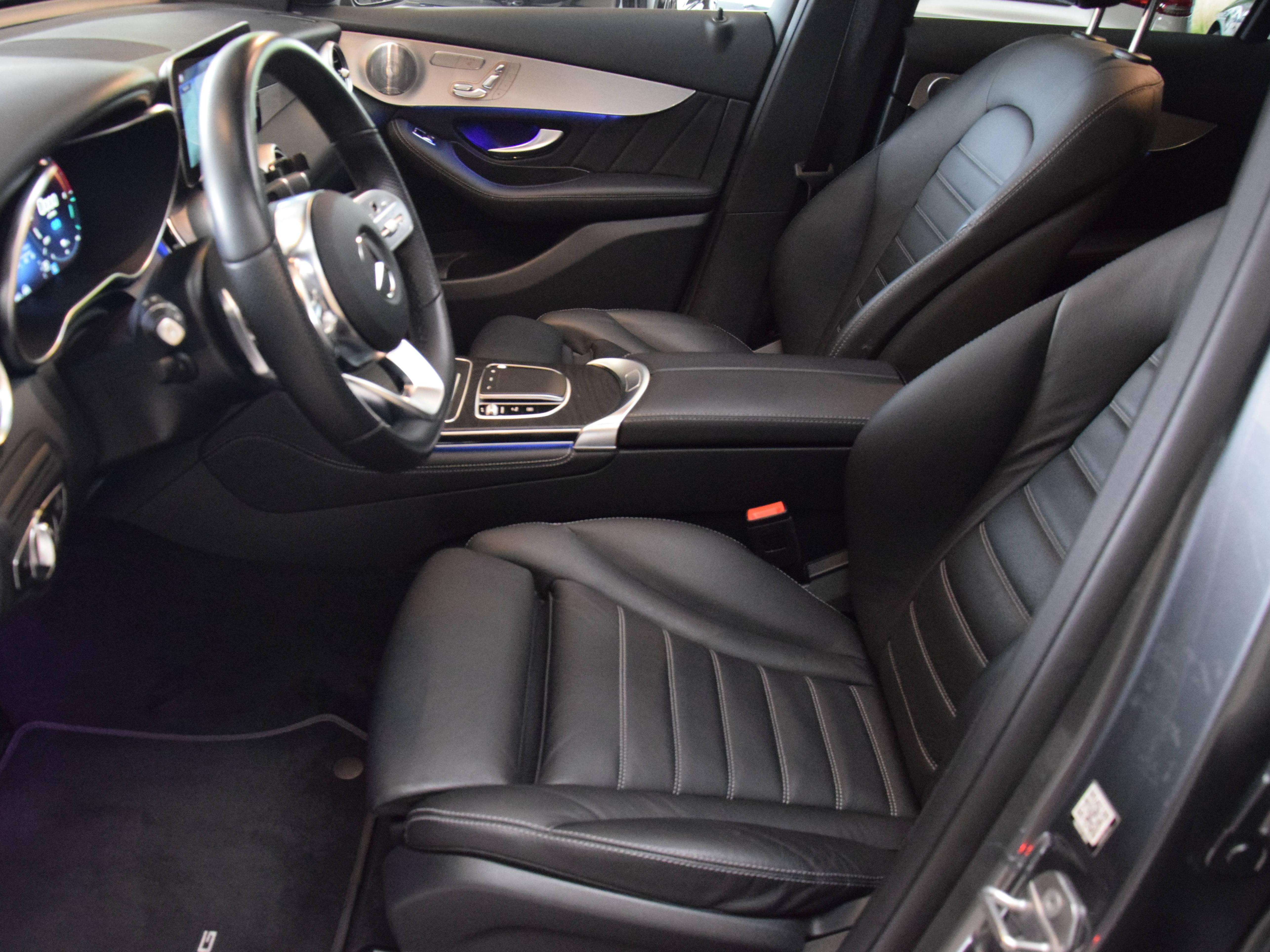 Mercedes-Benz GLC 300 e 4-Matic PHEV AMG int. 06/2020 - Full Option!!