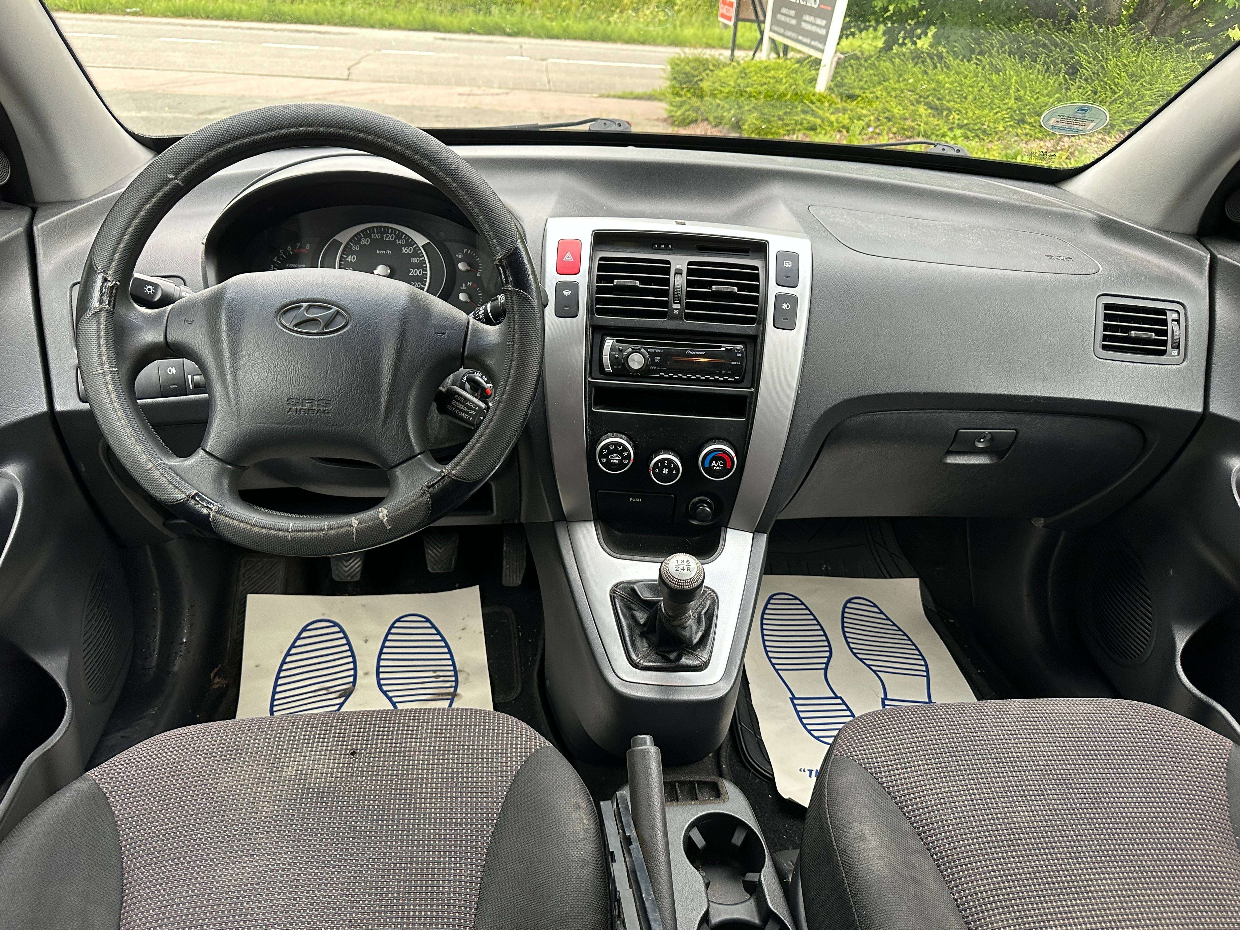 Hyundai TUCSON 2.0i 16v  Comfort