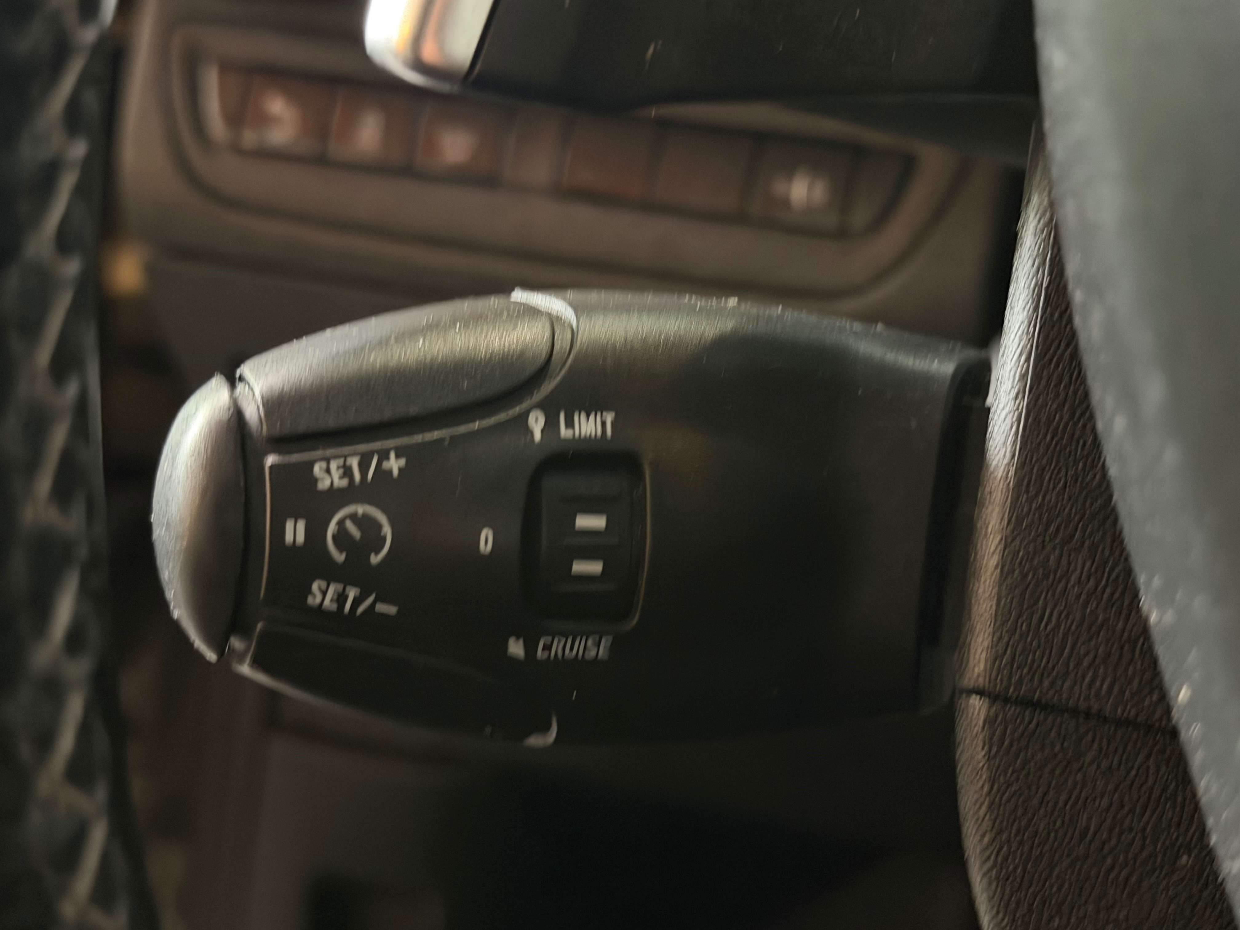Peugeot 2008 2008 1.2  Allure S/12 mois de garantie