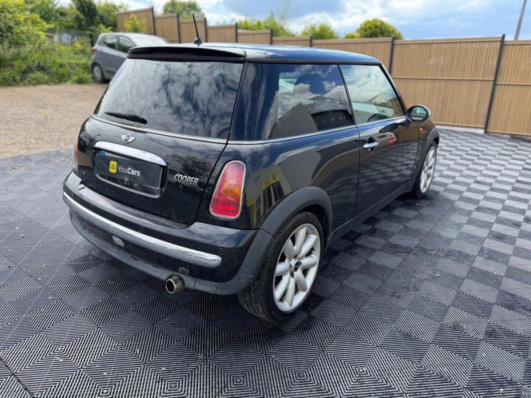 Mini Mini 1.6 115 COOPER MOTEUR A CHAINE - RIEN PREVOIR TOIT OUVRANT SIEGE CHAUFFANT
