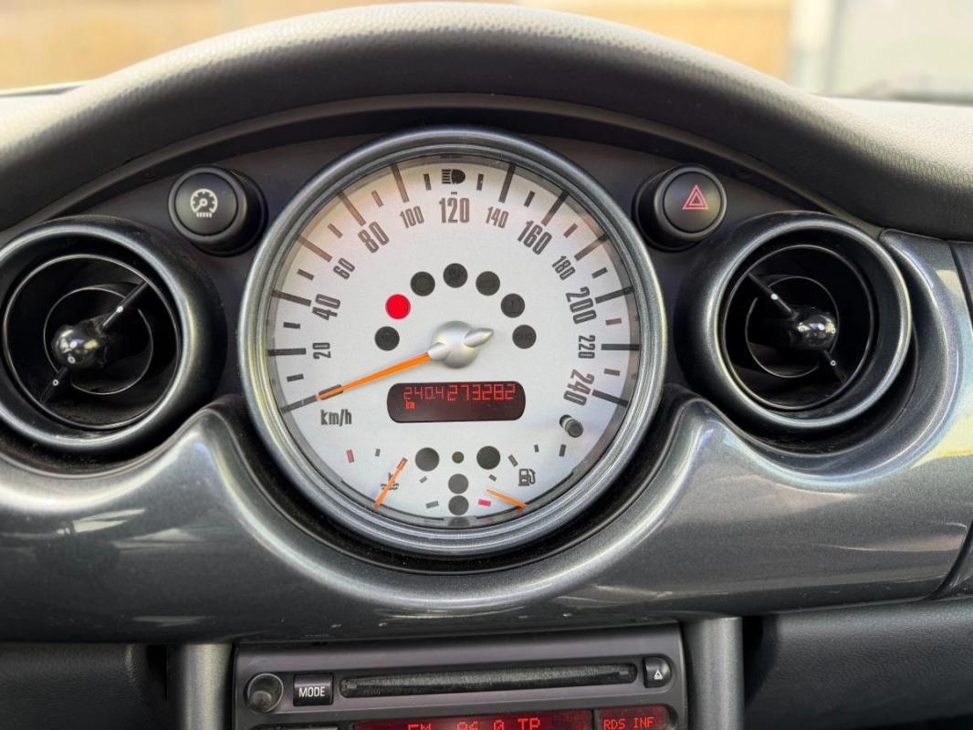 Mini Mini 1.6 115 COOPER MOTEUR A CHAINE - RIEN PREVOIR TOIT OUVRANT SIEGE CHAUFFANT