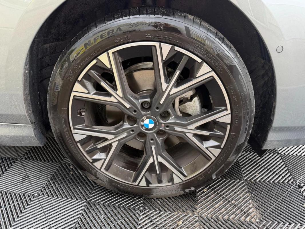 Bmw Serie 1 (F70) 116i 1.5 i 12V DCT7 122 cv GARANTIE BMW-PACK M-TOIT OUVRANT-DEMARRAGE SANS CLES