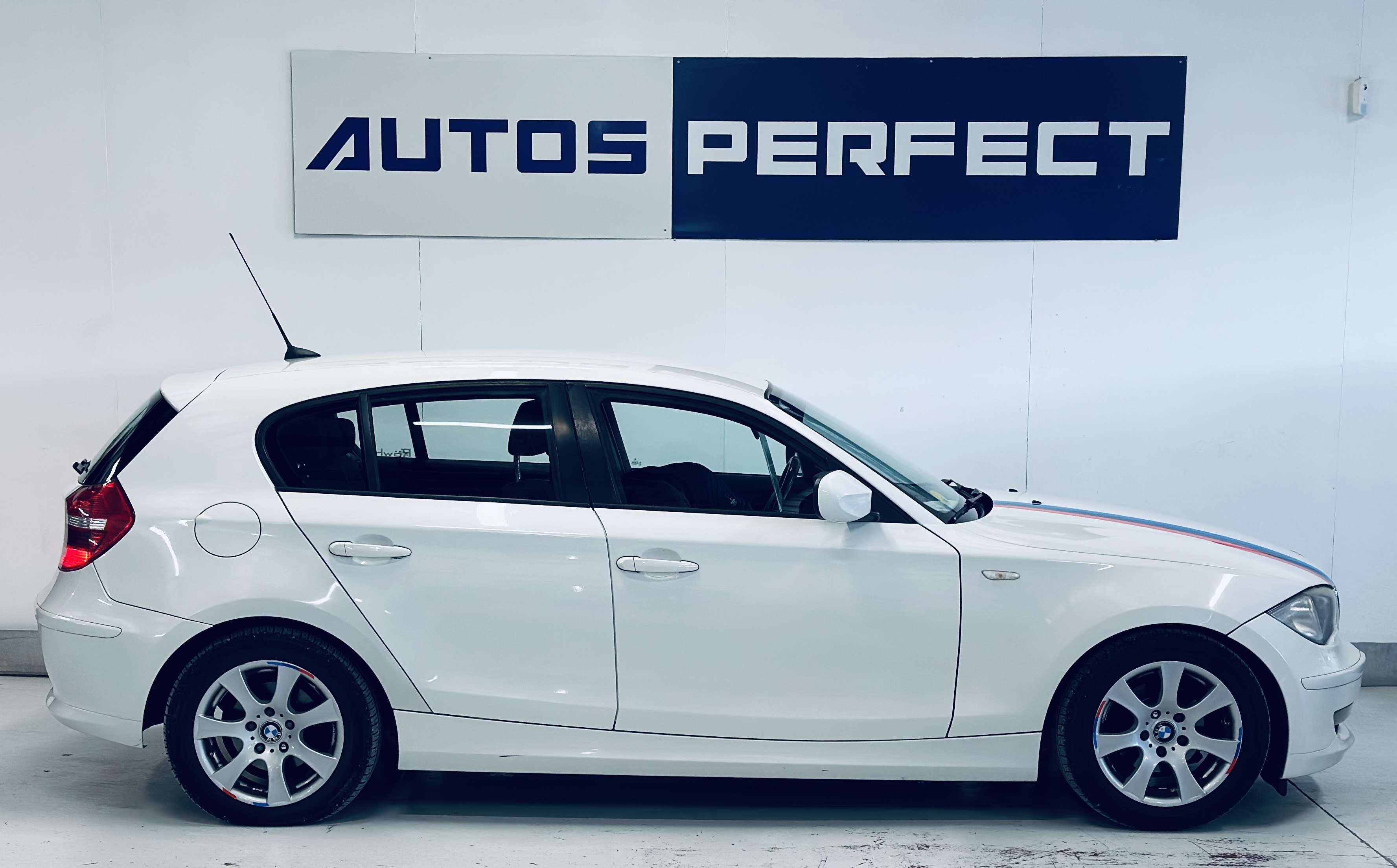 BMW 116 116 D  CLIM DTC JA 16  EXPORT-MARCHAND