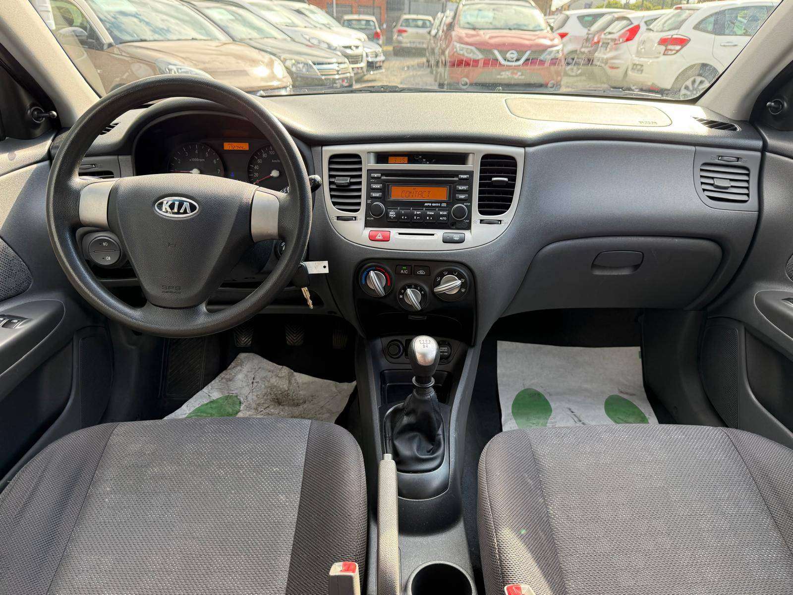 Kia Rio Rio 1.4i Ventura / Clim / Entretien + CT OK + Garantie 1 an