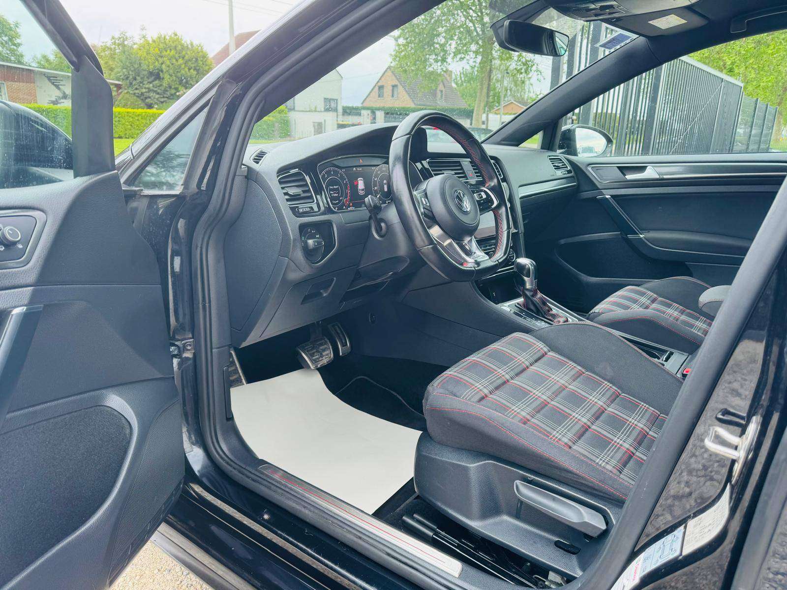 Volkswagen Golf GTI Golf VII GTI 2.0 TSI Performance DSG 5 portes garantie 12 mois