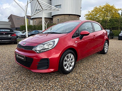 Kia Rio 1.2i *BLUETOOTH*AIRCO*1ER PROPRIETAIRE*GARANTIE*