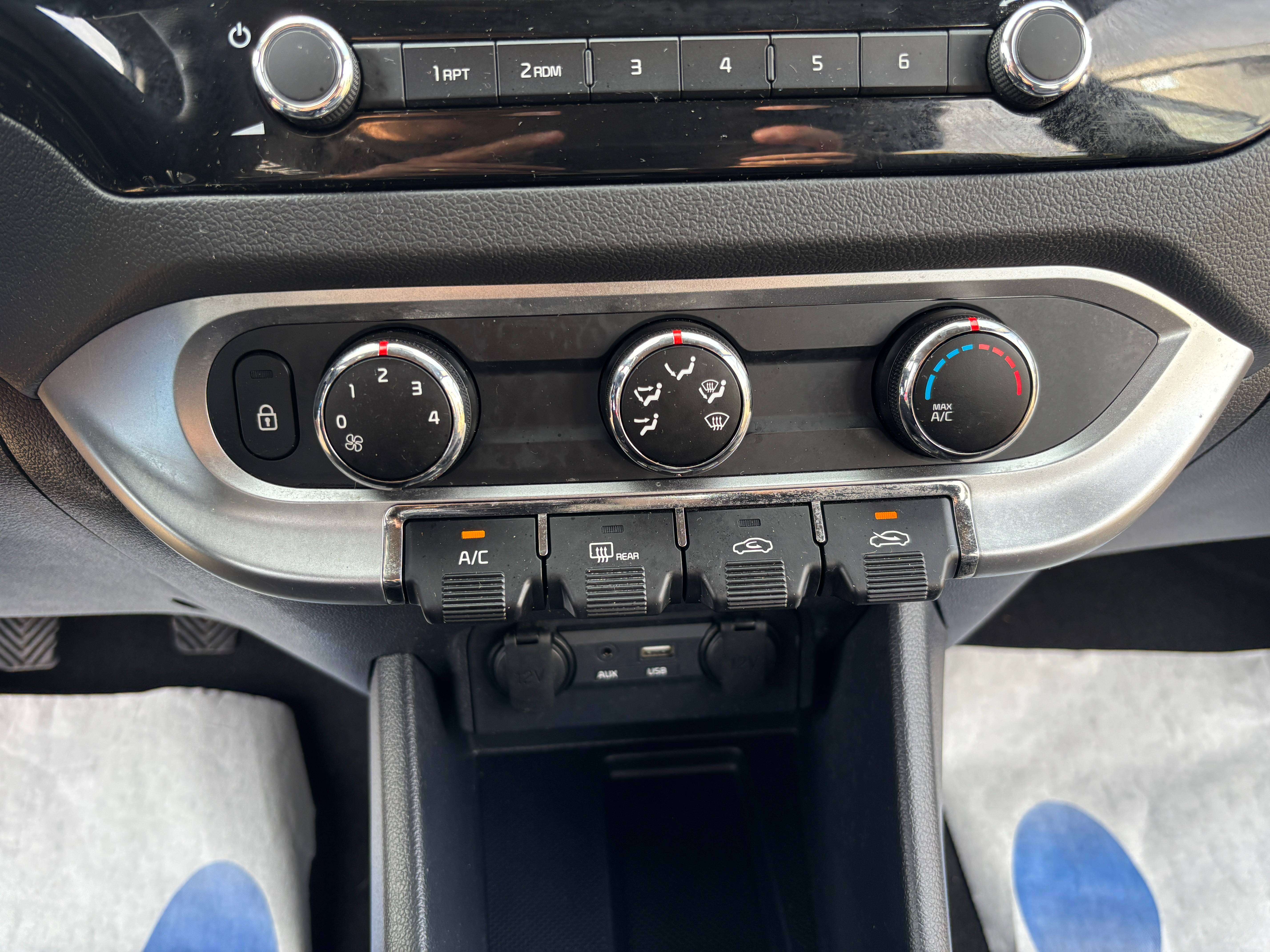 Kia Rio 1.2i *BLUETOOTH*AIRCO*1ER PROPRIETAIRE*GARANTIE*